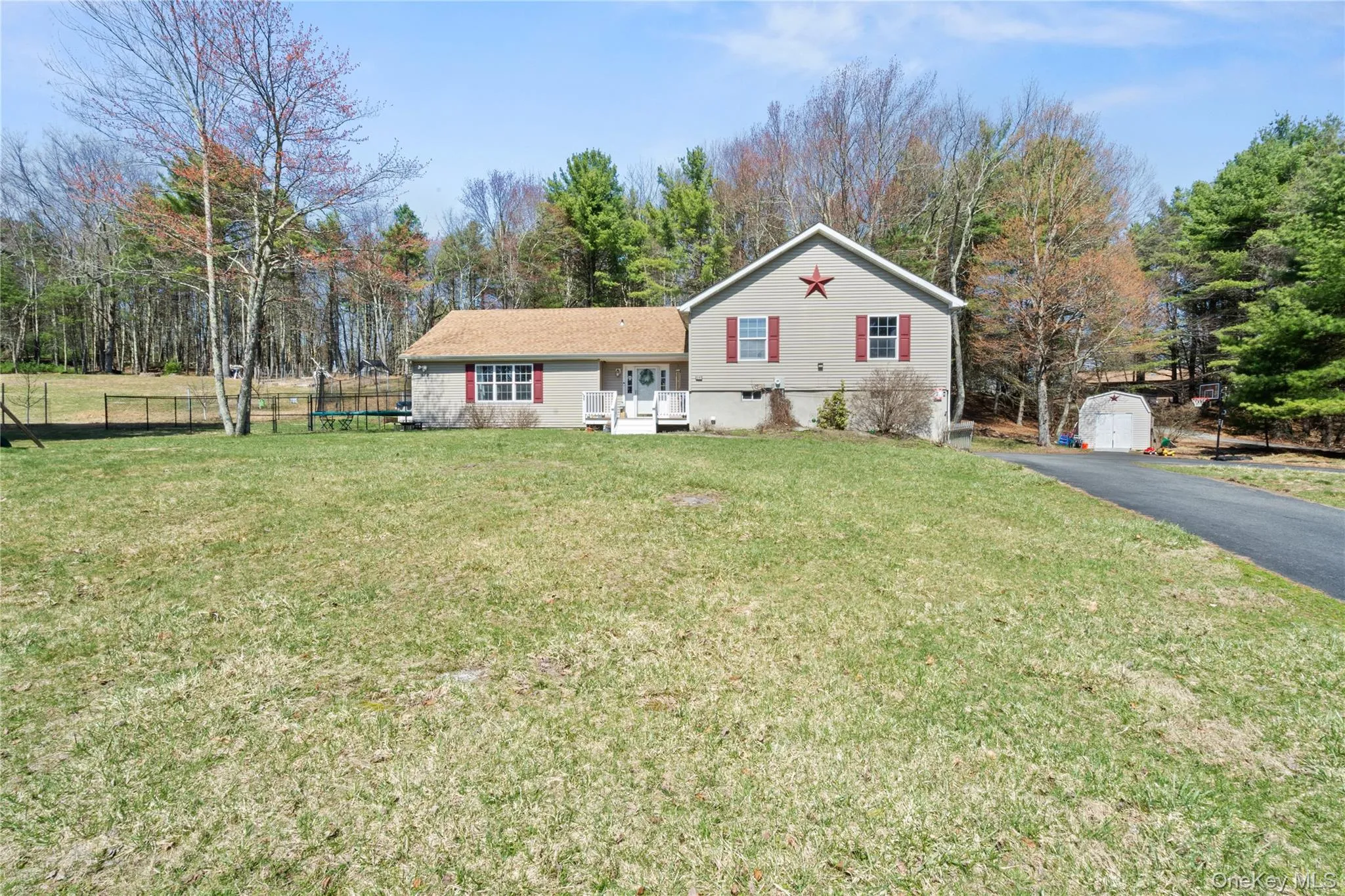 28 Marjorie Drive, Thompson, NY, 4 Bedrooms Bedrooms, 8 Rooms Rooms,2 BathroomsBathrooms,Residential,For Rent,Marjorie,0,986150 28 Marjorie Drive, Thompson, NY, 4 Bedrooms Bedrooms, 8 Rooms Rooms,2 BathroomsBathrooms,Residential,For Rent,Marjorie,0,986150