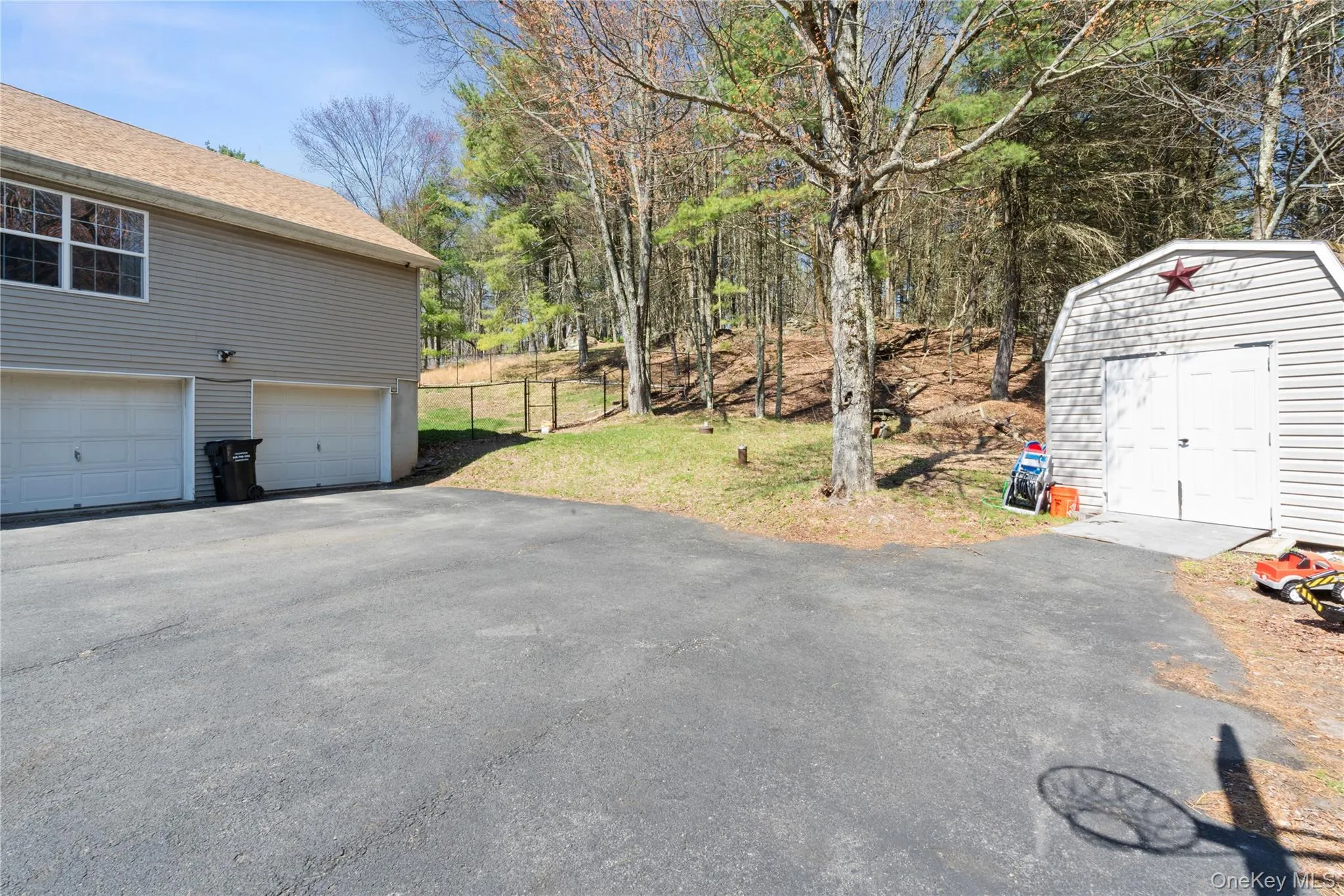 28 Marjorie Drive, Thompson, NY, 4 Bedrooms Bedrooms, 8 Rooms Rooms,2 BathroomsBathrooms,Residential,For Rent,Marjorie,0,986150 28 Marjorie Drive, Thompson, NY, 4 Bedrooms Bedrooms, 8 Rooms Rooms,2 BathroomsBathrooms,Residential,For Rent,Marjorie,0,986150