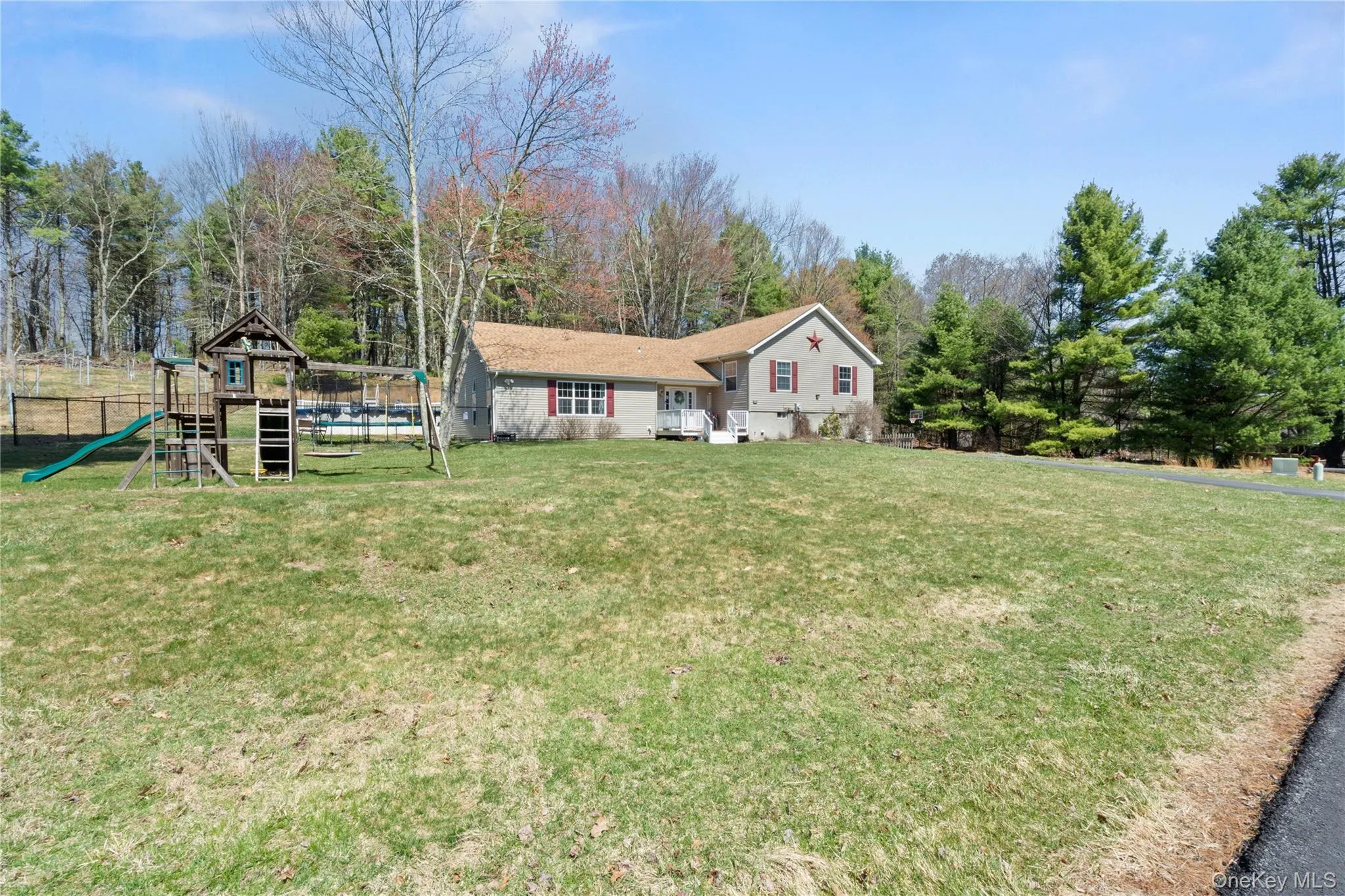 28 Marjorie Drive, Thompson, NY, 4 Bedrooms Bedrooms, 8 Rooms Rooms,2 BathroomsBathrooms,Residential,For Rent,Marjorie,0,986150 28 Marjorie Drive, Thompson, NY, 4 Bedrooms Bedrooms, 8 Rooms Rooms,2 BathroomsBathrooms,Residential,For Rent,Marjorie,0,986150