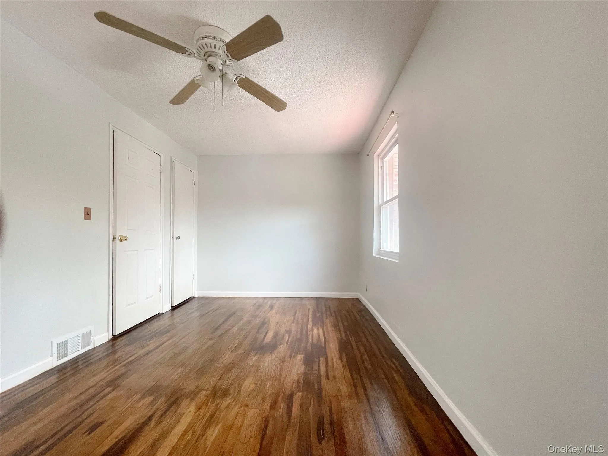 1180 223rd Street, New York, NY, 3 Bedrooms Bedrooms, 8 Rooms Rooms,1 BathroomBathrooms,Residential,For Rent,223rd,0,986152 1180 223rd Street, New York, NY, 3 Bedrooms Bedrooms, 8 Rooms Rooms,1 BathroomBathrooms,Residential,For Rent,223rd,0,986152