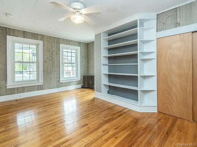 75 Grove Street, North Hempstead, NY, 4 Bedrooms Bedrooms, 7 Rooms Rooms,2 BathroomsBathrooms,Residential,For Rent,Grove,0,986170 75 Grove Street, North Hempstead, NY, 4 Bedrooms Bedrooms, 7 Rooms Rooms,2 BathroomsBathrooms,Residential,For Rent,Grove,0,986170