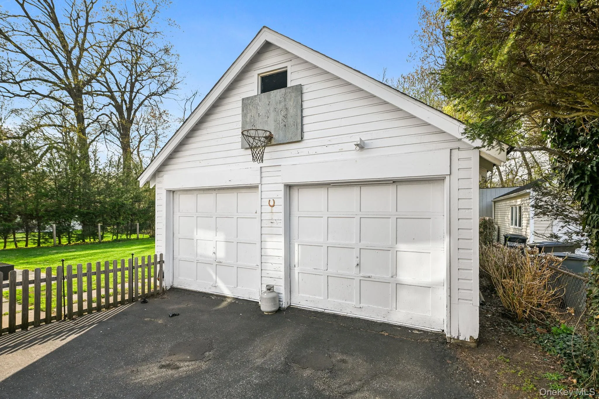 2 Car Detached Garage 2 Car Detached Garage