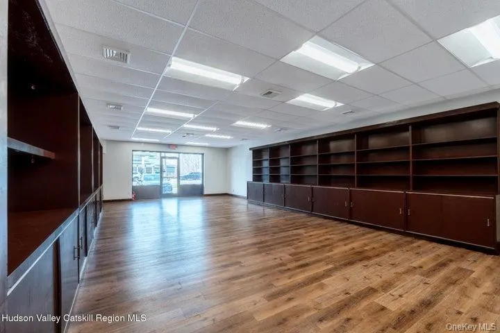 890-896 Ulster Avenue, Ulster, NY, ,Commercial Lease,For Rent,Ulster,0,986183 890-896 Ulster Avenue, Ulster, NY, ,Commercial Lease,For Rent,Ulster,0,986183