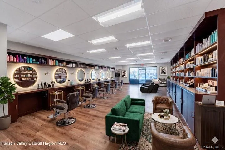 890-896 Ulster Avenue, Ulster, NY, ,Commercial Lease,For Rent,Ulster,0,986183 890-896 Ulster Avenue, Ulster, NY, ,Commercial Lease,For Rent,Ulster,0,986183