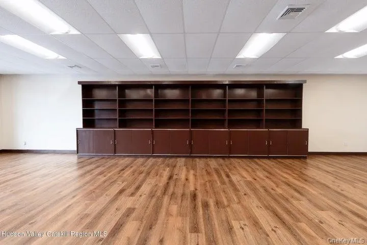 890-896 Ulster Avenue, Ulster, NY, ,Commercial Lease,For Rent,Ulster,0,986183 890-896 Ulster Avenue, Ulster, NY, ,Commercial Lease,For Rent,Ulster,0,986183