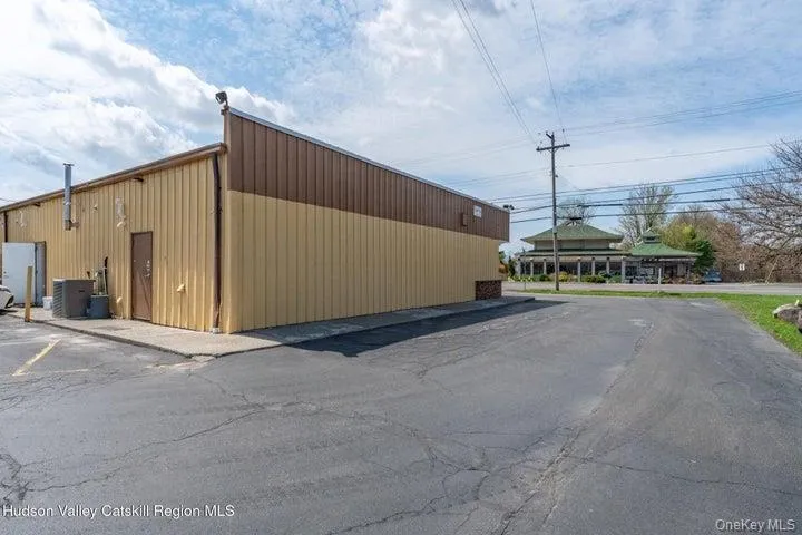 890-896 Ulster Avenue, Ulster, NY, ,Commercial Lease,For Rent,Ulster,0,986183 890-896 Ulster Avenue, Ulster, NY, ,Commercial Lease,For Rent,Ulster,0,986183