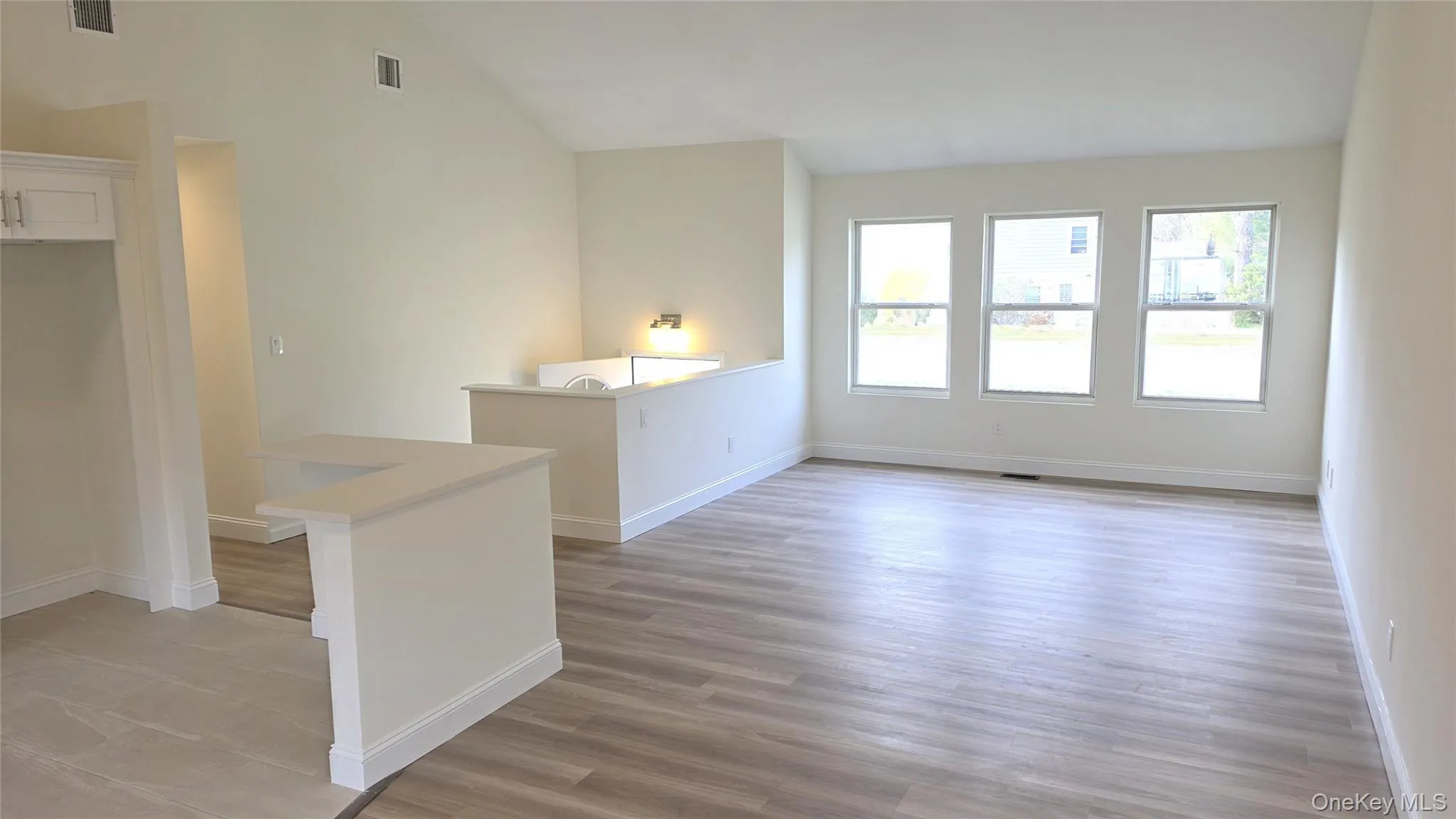6A Murray Lane, Brookhaven, NY, 4 Bedrooms Bedrooms, 7 Rooms Rooms,2 BathroomsBathrooms,Residential,For Rent,Murray,0,986187 6A Murray Lane, Brookhaven, NY, 4 Bedrooms Bedrooms, 7 Rooms Rooms,2 BathroomsBathrooms,Residential,For Rent,Murray,0,986187