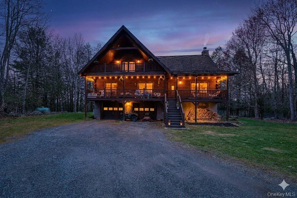 412 Pine Grove Road, Bethel, NY, 4 Bedrooms Bedrooms, 9 Rooms Rooms,3 BathroomsBathrooms,Residential,For Rent,Pine Grove,0,986192 412 Pine Grove Road, Bethel, NY, 4 Bedrooms Bedrooms, 9 Rooms Rooms,3 BathroomsBathrooms,Residential,For Rent,Pine Grove,0,986192