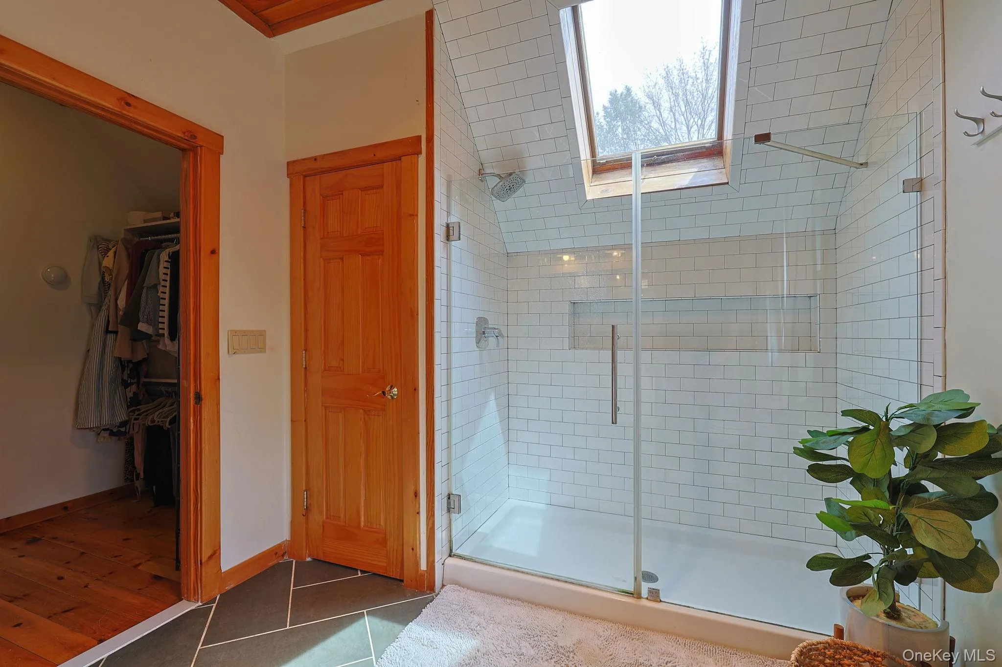 412 Pine Grove Road, Bethel, NY, 4 Bedrooms Bedrooms, 9 Rooms Rooms,3 BathroomsBathrooms,Residential,For Rent,Pine Grove,0,986192 412 Pine Grove Road, Bethel, NY, 4 Bedrooms Bedrooms, 9 Rooms Rooms,3 BathroomsBathrooms,Residential,For Rent,Pine Grove,0,986192