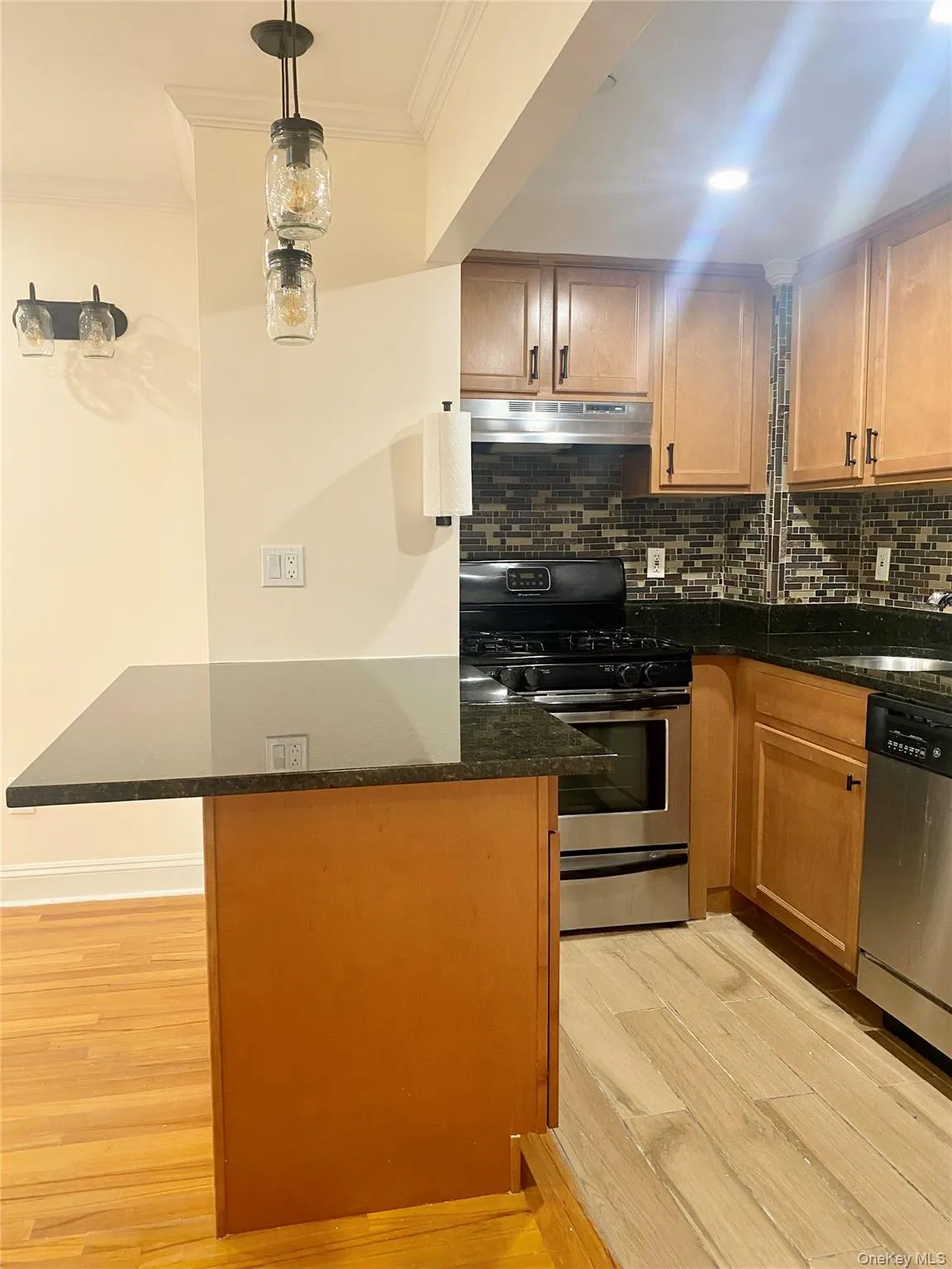 1443 28th Avenue, New York, NY, 2 Bedrooms Bedrooms, 6 Rooms Rooms,1 BathroomBathrooms,Residential Lease,For Rent,28th,0,986193 1443 28th Avenue, New York, NY, 2 Bedrooms Bedrooms, 6 Rooms Rooms,1 BathroomBathrooms,Residential Lease,For Rent,28th,0,986193