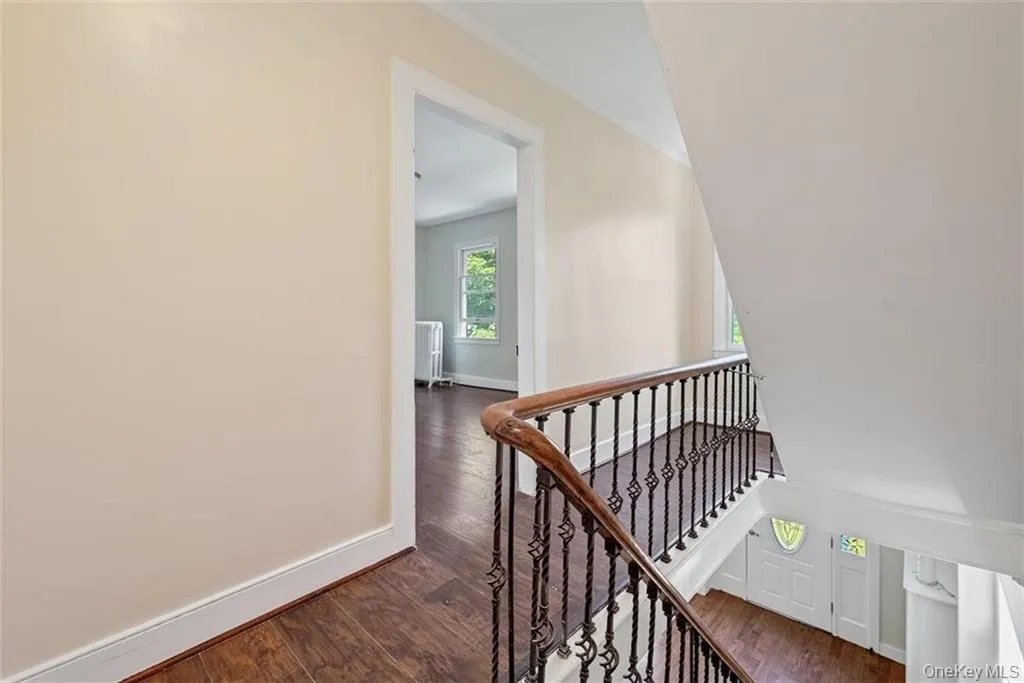 7 Schunnemunk Road, Woodbury, NY, 5 Bedrooms Bedrooms, 9 Rooms Rooms,2 BathroomsBathrooms,Residential Lease,For Rent,Schunnemunk,0,986209 7 Schunnemunk Road, Woodbury, NY, 5 Bedrooms Bedrooms, 9 Rooms Rooms,2 BathroomsBathrooms,Residential Lease,For Rent,Schunnemunk,0,986209