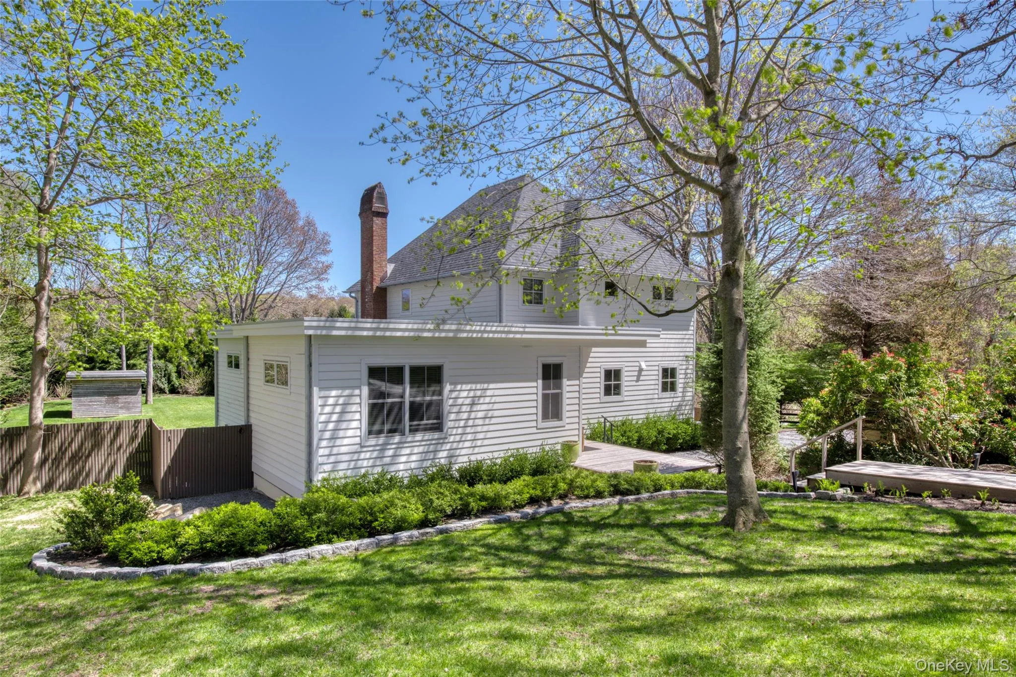 323 Division Street, East Hampton, NY, 4 Bedrooms Bedrooms, 18 Rooms Rooms,5 BathroomsBathrooms,Residential Lease,For Rent,Division,0,986213 323 Division Street, East Hampton, NY, 4 Bedrooms Bedrooms, 18 Rooms Rooms,5 BathroomsBathrooms,Residential Lease,For Rent,Division,0,986213