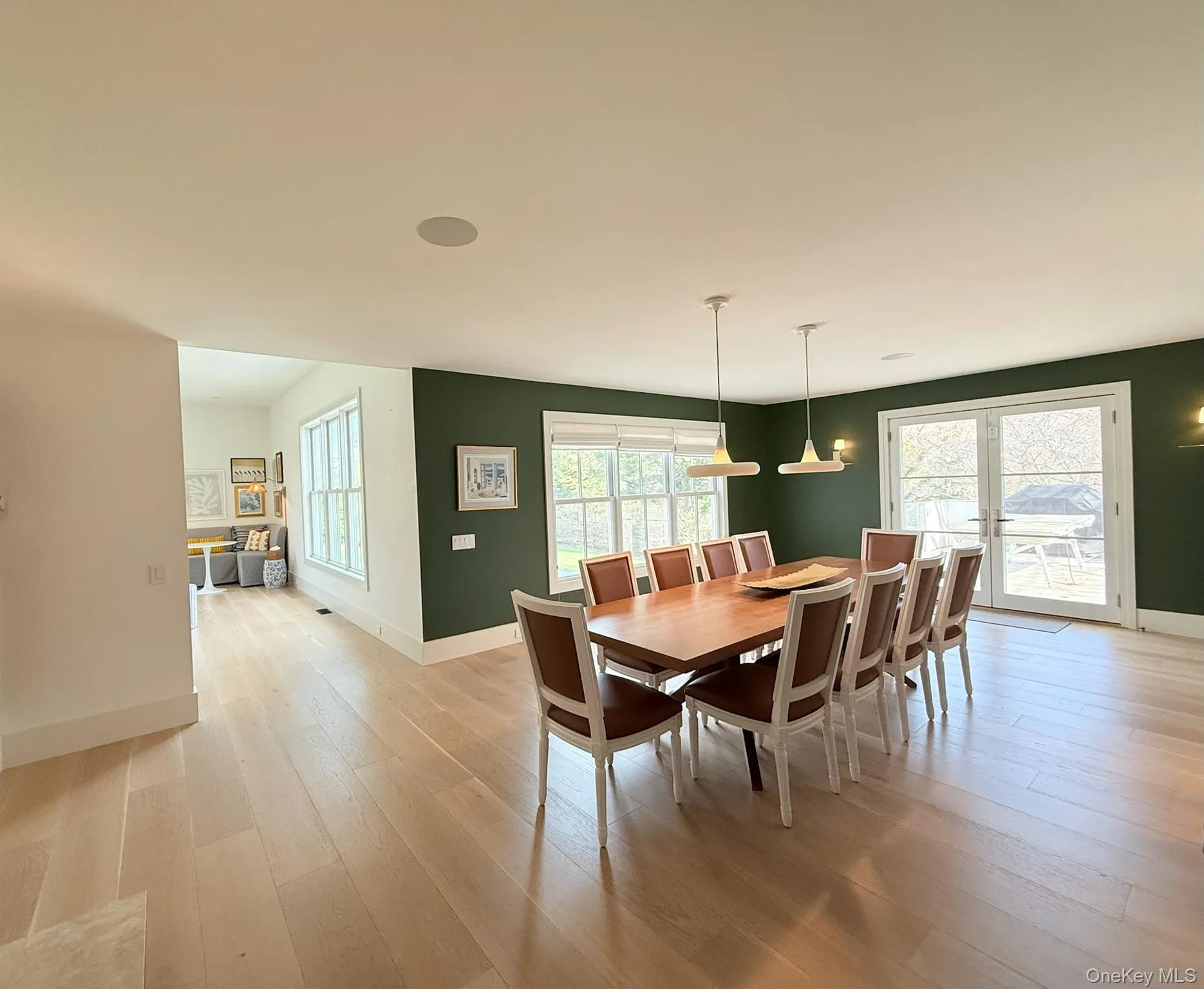 323 Division Street, East Hampton, NY, 4 Bedrooms Bedrooms, 18 Rooms Rooms,5 BathroomsBathrooms,Residential Lease,For Rent,Division,0,986213 323 Division Street, East Hampton, NY, 4 Bedrooms Bedrooms, 18 Rooms Rooms,5 BathroomsBathrooms,Residential Lease,For Rent,Division,0,986213