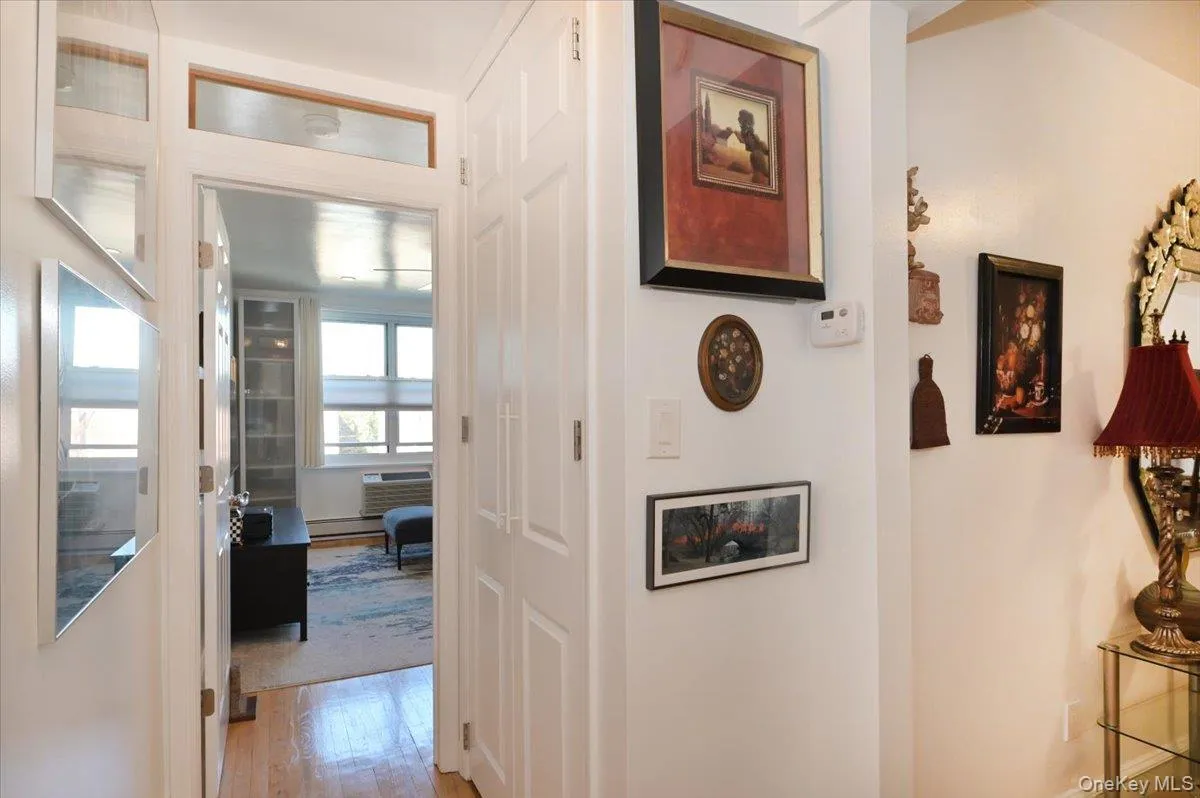 Bedroom Entrances Bedroom Entrances