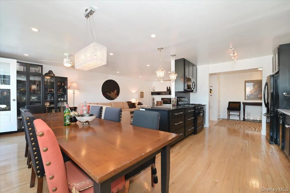 Open Floor Plan Open Floor Plan