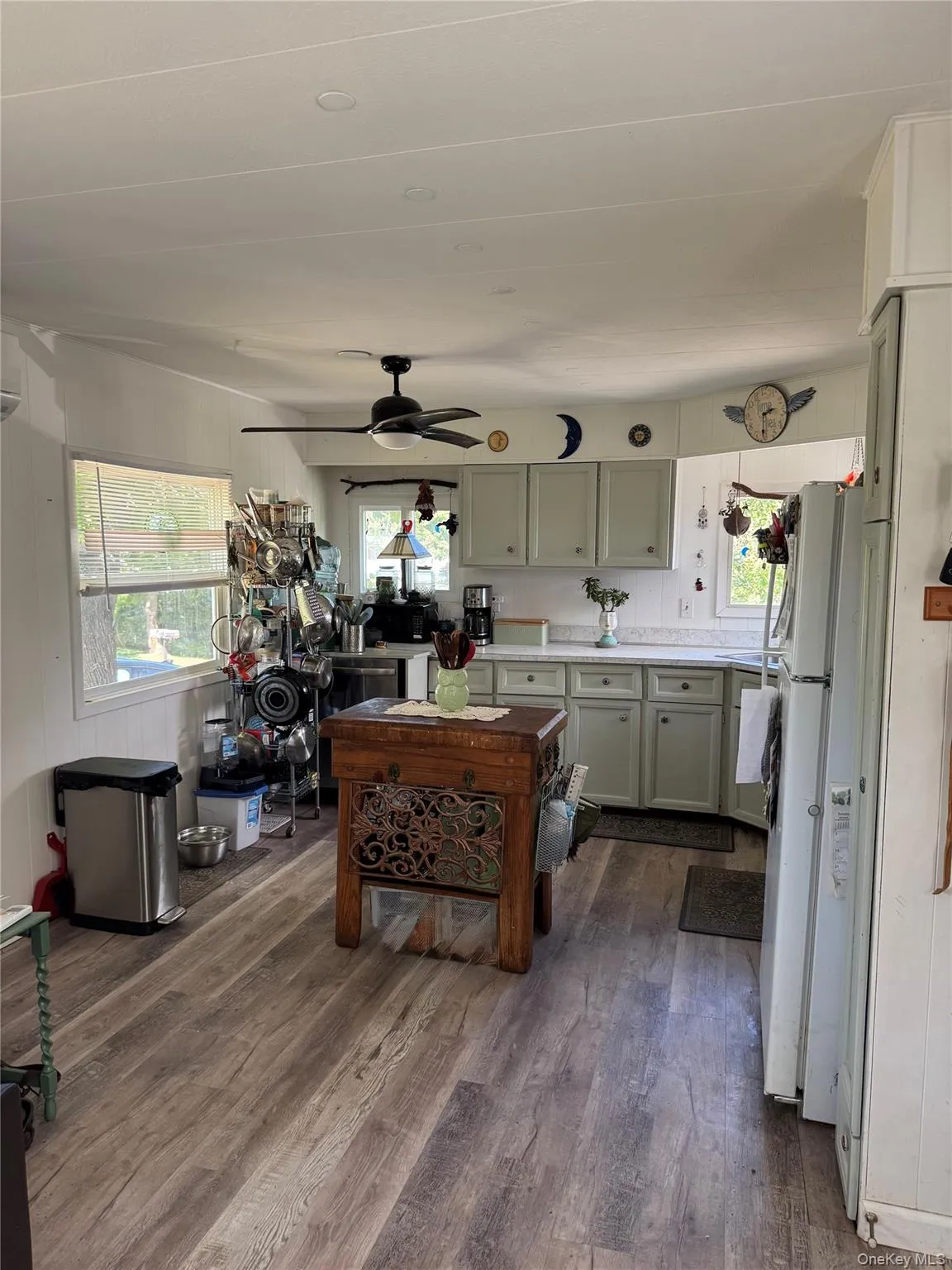 1964 River Road, Riverhead, NY, 2 Bedrooms Bedrooms, 5 Rooms Rooms,1 BathroomBathrooms,Residential,For Rent,River,0,986224 1964 River Road, Riverhead, NY, 2 Bedrooms Bedrooms, 5 Rooms Rooms,1 BathroomBathrooms,Residential,For Rent,River,0,986224