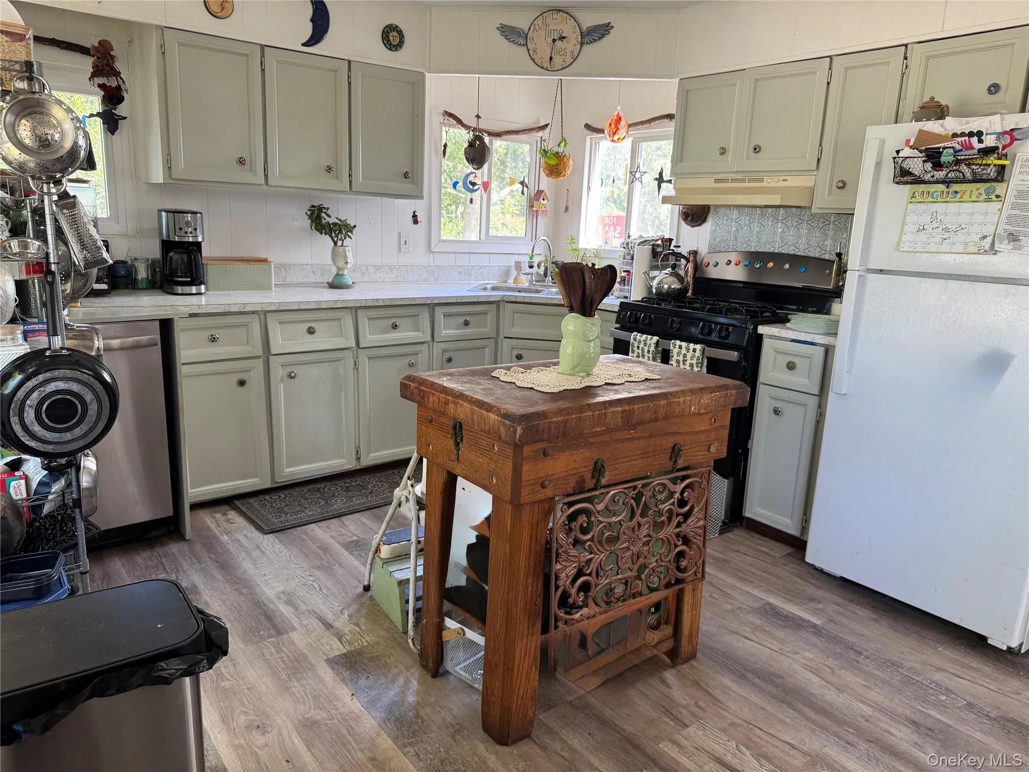 1964 River Road, Riverhead, NY, 2 Bedrooms Bedrooms, 5 Rooms Rooms,1 BathroomBathrooms,Residential,For Rent,River,0,986224 1964 River Road, Riverhead, NY, 2 Bedrooms Bedrooms, 5 Rooms Rooms,1 BathroomBathrooms,Residential,For Rent,River,0,986224