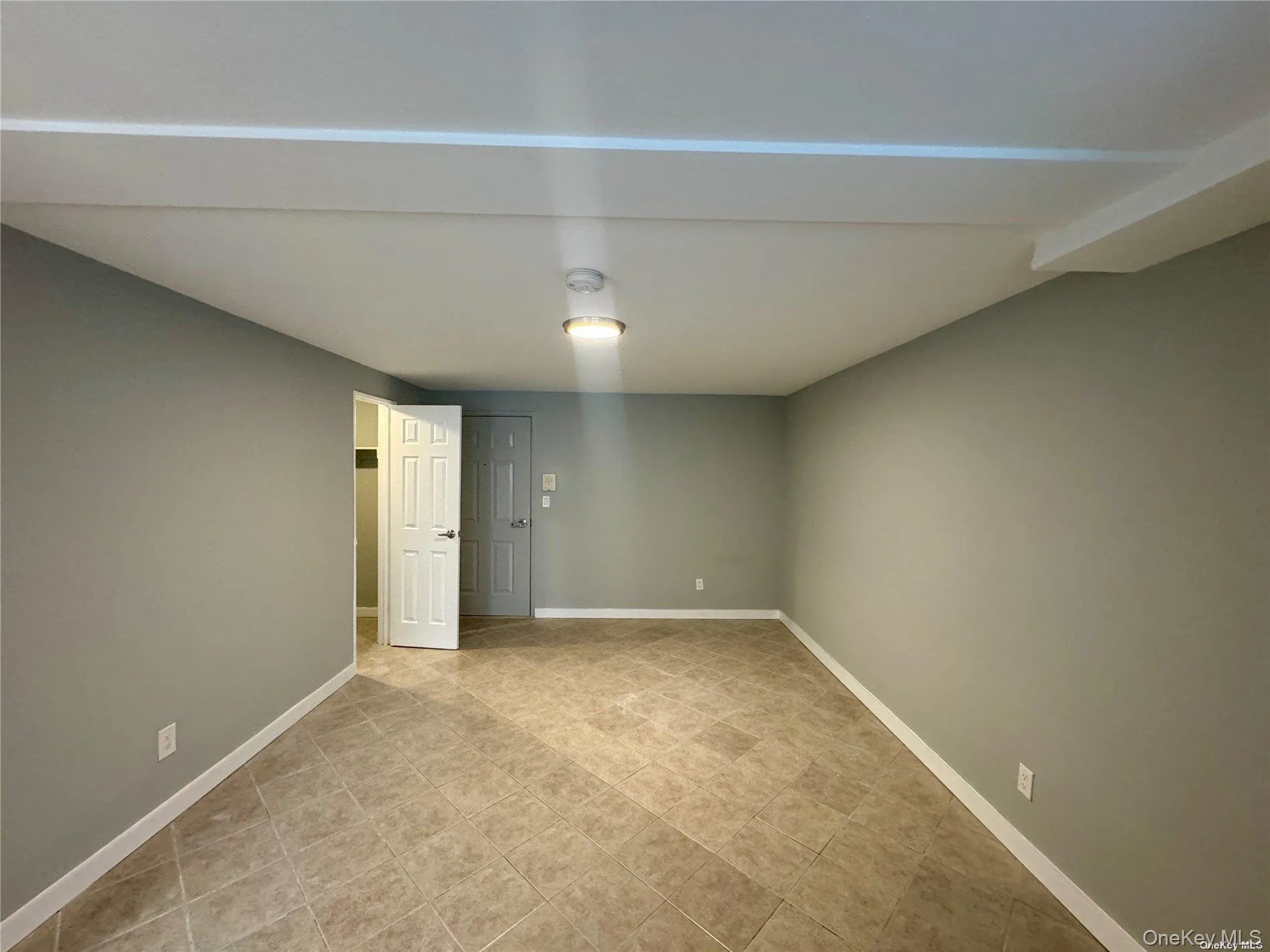 470 Broadway, Long Beach, NY, 3 Rooms Rooms,1 BathroomBathrooms,Residential Lease,For Rent,Broadway,0,986230 470 Broadway, Long Beach, NY, 3 Rooms Rooms,1 BathroomBathrooms,Residential Lease,For Rent,Broadway,0,986230