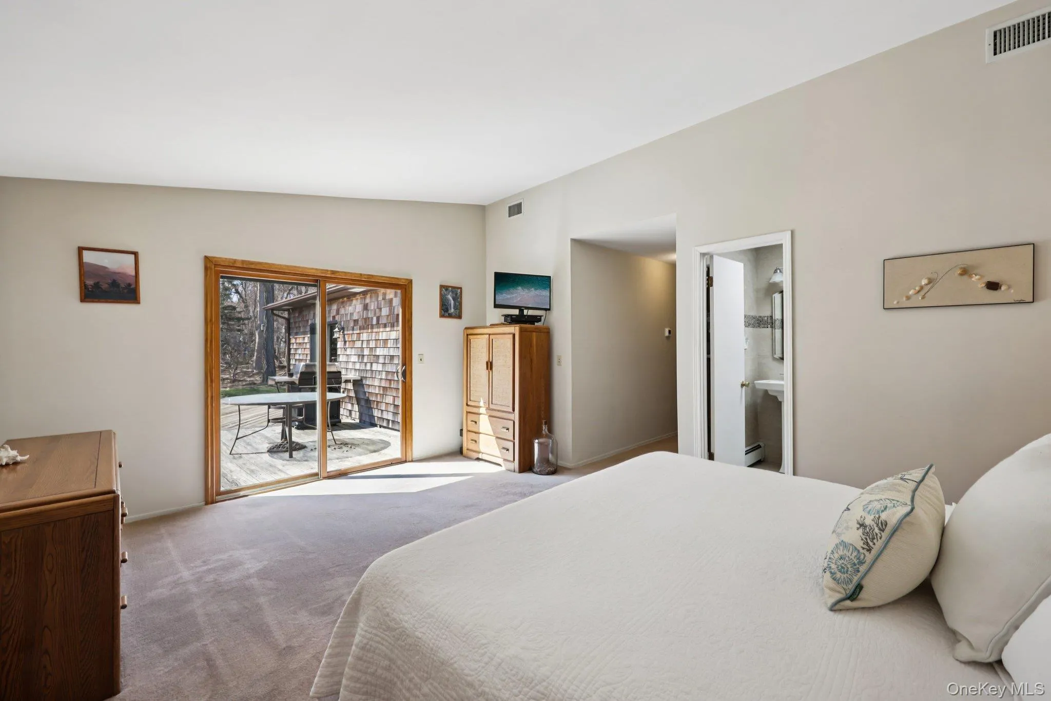 225 Bayview Avenue, Islip, NY, 3 Bedrooms Bedrooms, 7 Rooms Rooms,2 BathroomsBathrooms,Residential Sale,For Rent,Bayview,0,986244 225 Bayview Avenue, Islip, NY, 3 Bedrooms Bedrooms, 7 Rooms Rooms,2 BathroomsBathrooms,Residential Sale,For Rent,Bayview,0,986244