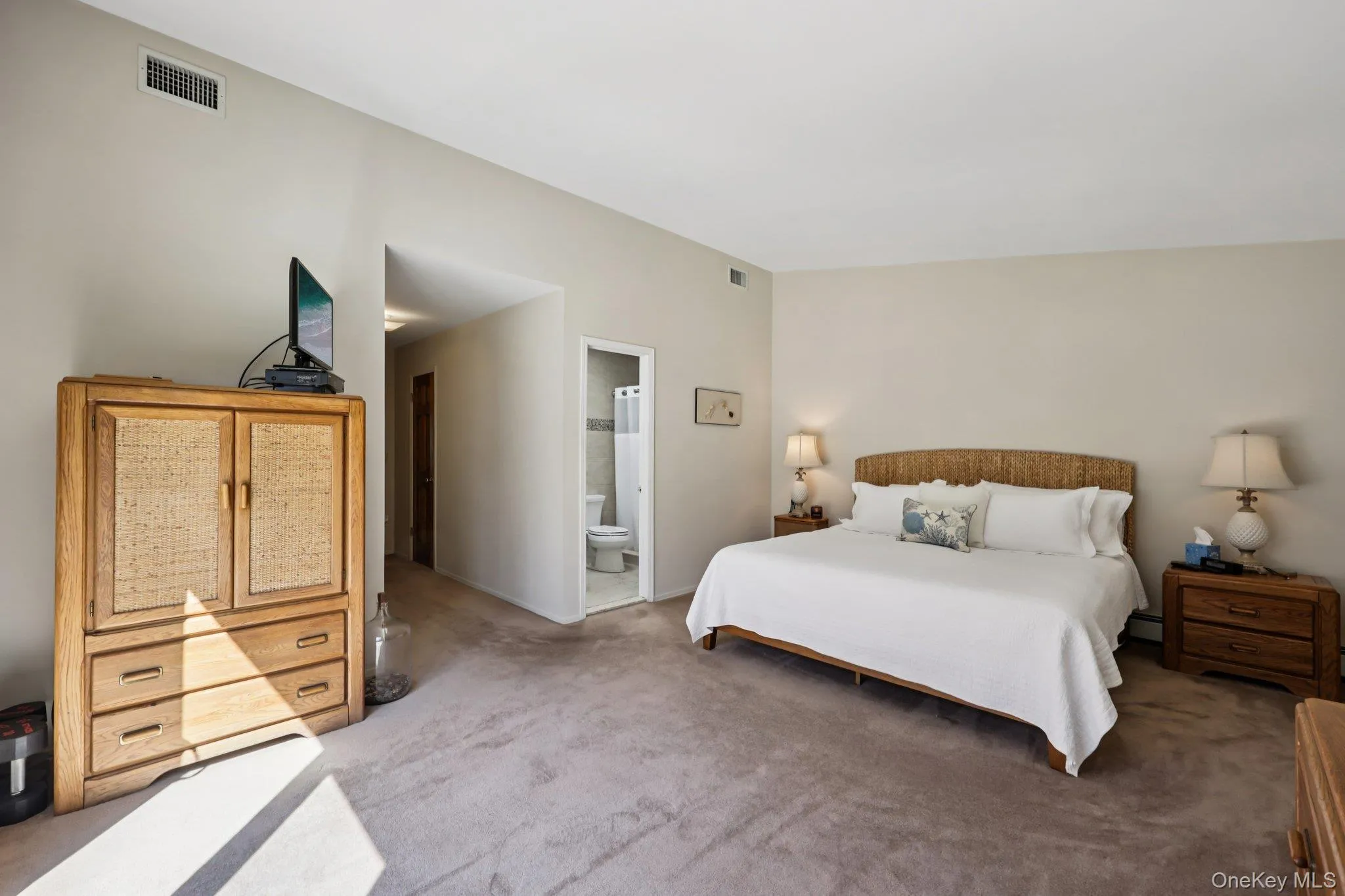 225 Bayview Avenue, Islip, NY, 3 Bedrooms Bedrooms, 7 Rooms Rooms,2 BathroomsBathrooms,Residential Sale,For Rent,Bayview,0,986244 225 Bayview Avenue, Islip, NY, 3 Bedrooms Bedrooms, 7 Rooms Rooms,2 BathroomsBathrooms,Residential Sale,For Rent,Bayview,0,986244