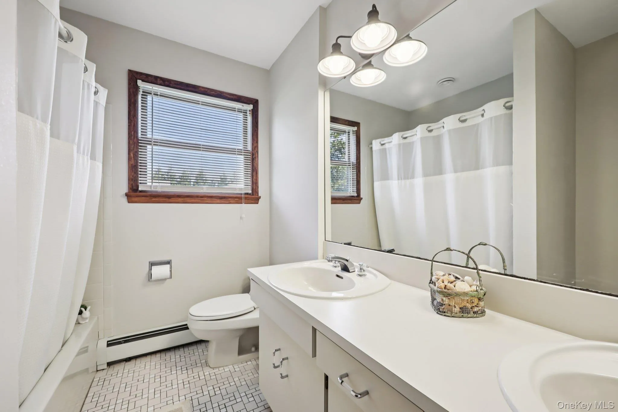 225 Bayview Avenue, Islip, NY, 3 Bedrooms Bedrooms, 7 Rooms Rooms,2 BathroomsBathrooms,Residential Sale,For Rent,Bayview,0,986244 225 Bayview Avenue, Islip, NY, 3 Bedrooms Bedrooms, 7 Rooms Rooms,2 BathroomsBathrooms,Residential Sale,For Rent,Bayview,0,986244