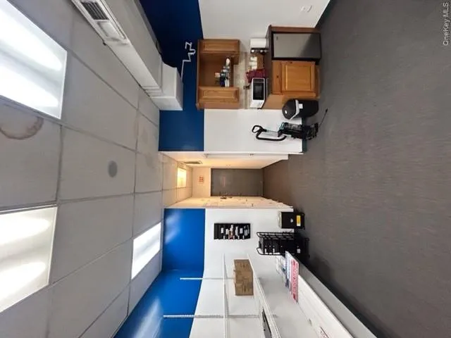 1807 Deer Park Avenue, Babylon, NY, ,Commercial Lease,For Rent,Deer Park,0,986249 1807 Deer Park Avenue, Babylon, NY, ,Commercial Lease,For Rent,Deer Park,0,986249