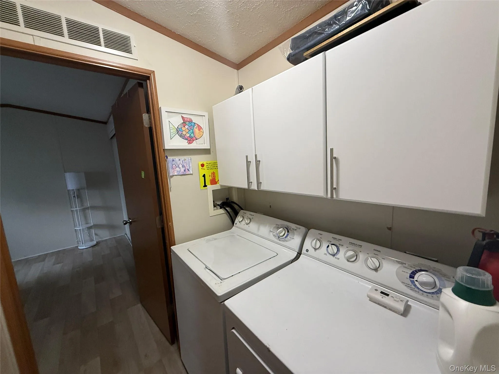 424 Sandgate Drive, New Windsor, NY, 3 Bedrooms Bedrooms, 6 Rooms Rooms,2 BathroomsBathrooms,Residential Sale,For Rent,Sandgate,0,986257 424 Sandgate Drive, New Windsor, NY, 3 Bedrooms Bedrooms, 6 Rooms Rooms,2 BathroomsBathrooms,Residential Sale,For Rent,Sandgate,0,986257