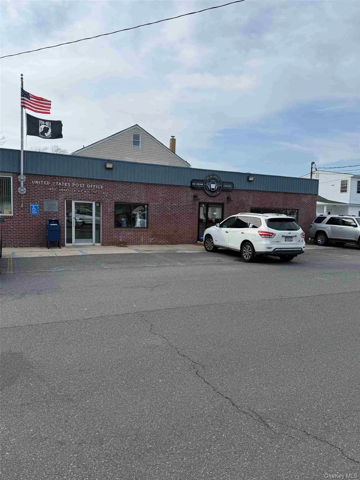 14 A Washington Avenue, Islip, NY, ,Commercial Lease,For Rent,Washington,0,986258 14 A Washington Avenue, Islip, NY, ,Commercial Lease,For Rent,Washington,0,986258