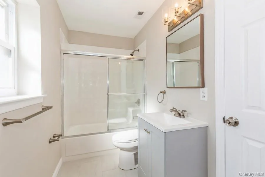 524 Picasso Way, Brookhaven, NY, 1 Bedroom Bedrooms, 4 Rooms Rooms,1 BathroomBathrooms,Residential,For Rent,Picasso,0,986261 524 Picasso Way, Brookhaven, NY, 1 Bedroom Bedrooms, 4 Rooms Rooms,1 BathroomBathrooms,Residential,For Rent,Picasso,0,986261