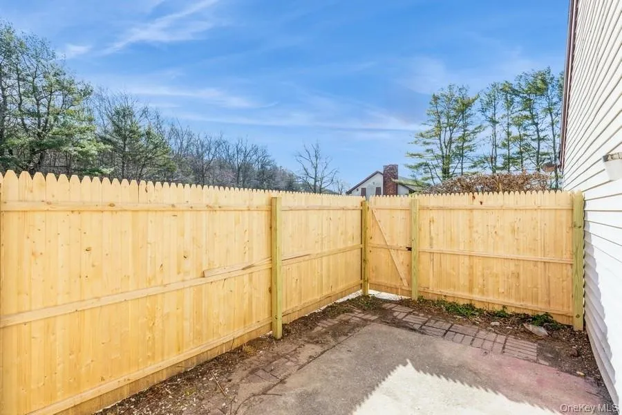 524 Picasso Way, Brookhaven, NY, 1 Bedroom Bedrooms, 4 Rooms Rooms,1 BathroomBathrooms,Residential,For Rent,Picasso,0,986261 524 Picasso Way, Brookhaven, NY, 1 Bedroom Bedrooms, 4 Rooms Rooms,1 BathroomBathrooms,Residential,For Rent,Picasso,0,986261