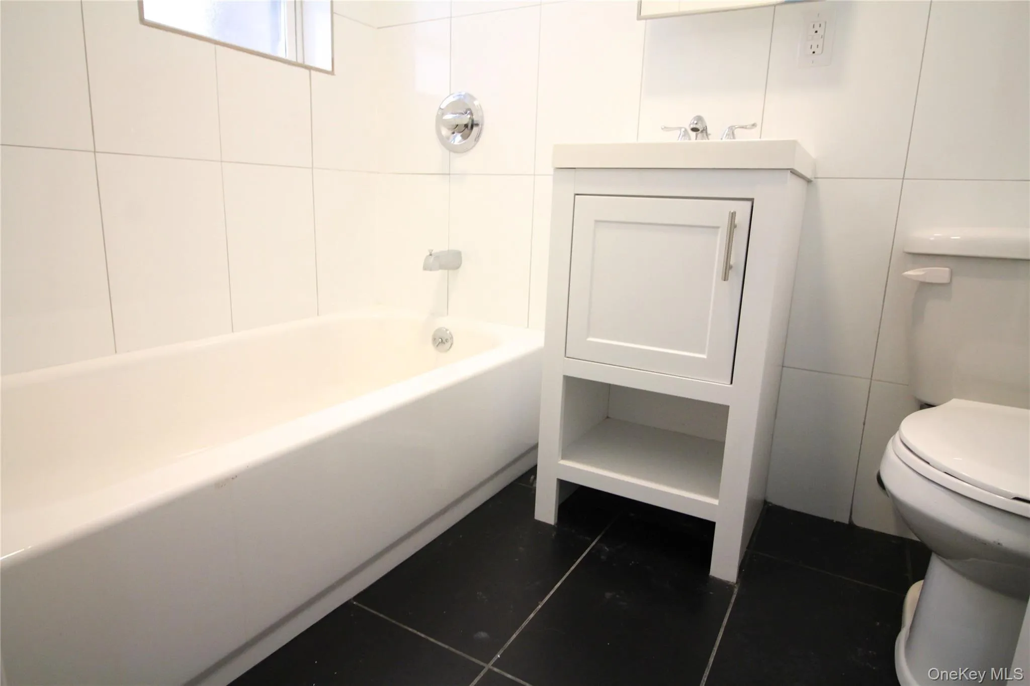 291 Bonner Place, New York, NY, 4 Bedrooms Bedrooms, 6 Rooms Rooms,2 BathroomsBathrooms,Residential Lease,For Rent,Bonner,0,986262 291 Bonner Place, New York, NY, 4 Bedrooms Bedrooms, 6 Rooms Rooms,2 BathroomsBathrooms,Residential Lease,For Rent,Bonner,0,986262