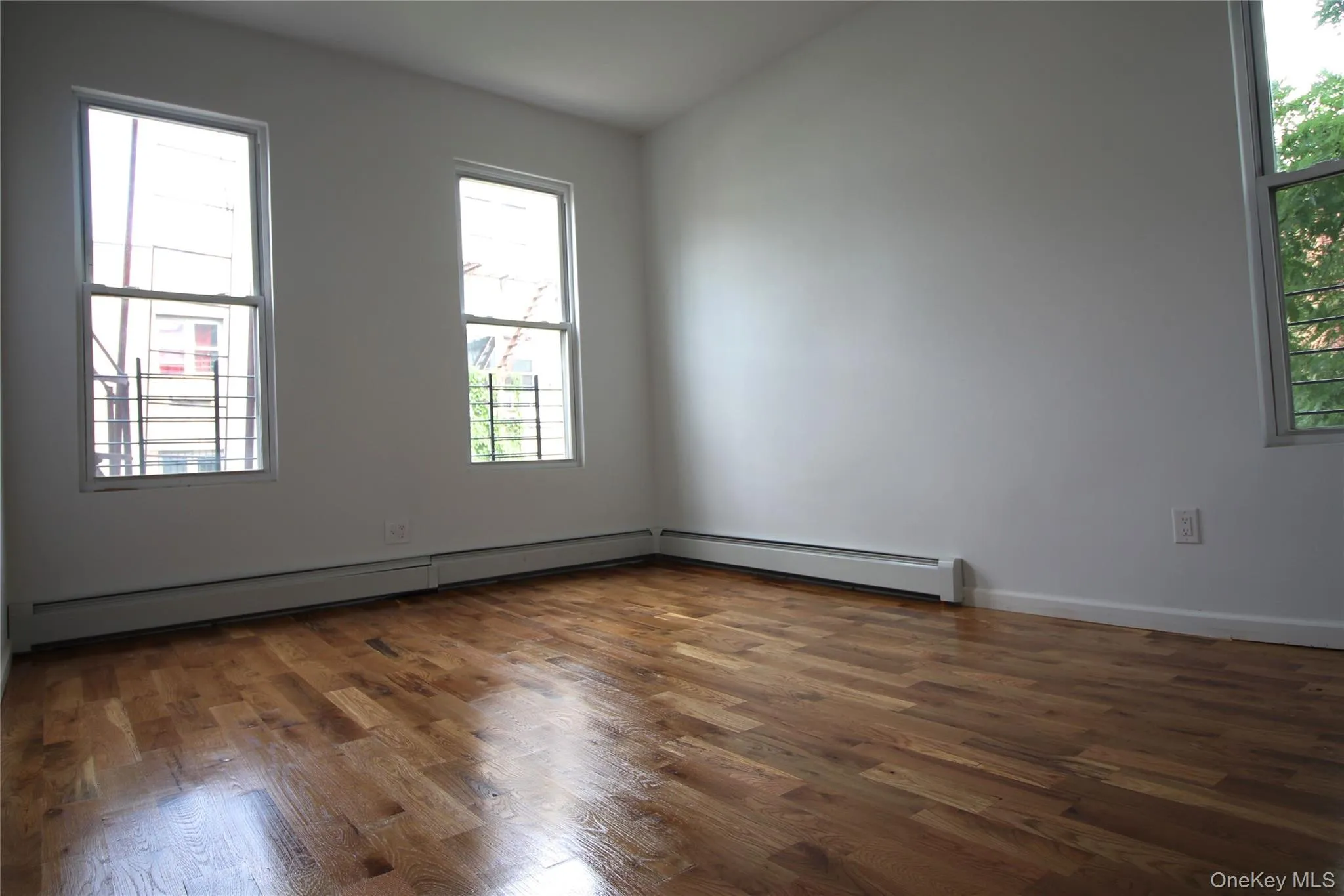 291 Bonner Place, New York, NY, 4 Bedrooms Bedrooms, 6 Rooms Rooms,2 BathroomsBathrooms,Residential Lease,For Rent,Bonner,0,986262 291 Bonner Place, New York, NY, 4 Bedrooms Bedrooms, 6 Rooms Rooms,2 BathroomsBathrooms,Residential Lease,For Rent,Bonner,0,986262