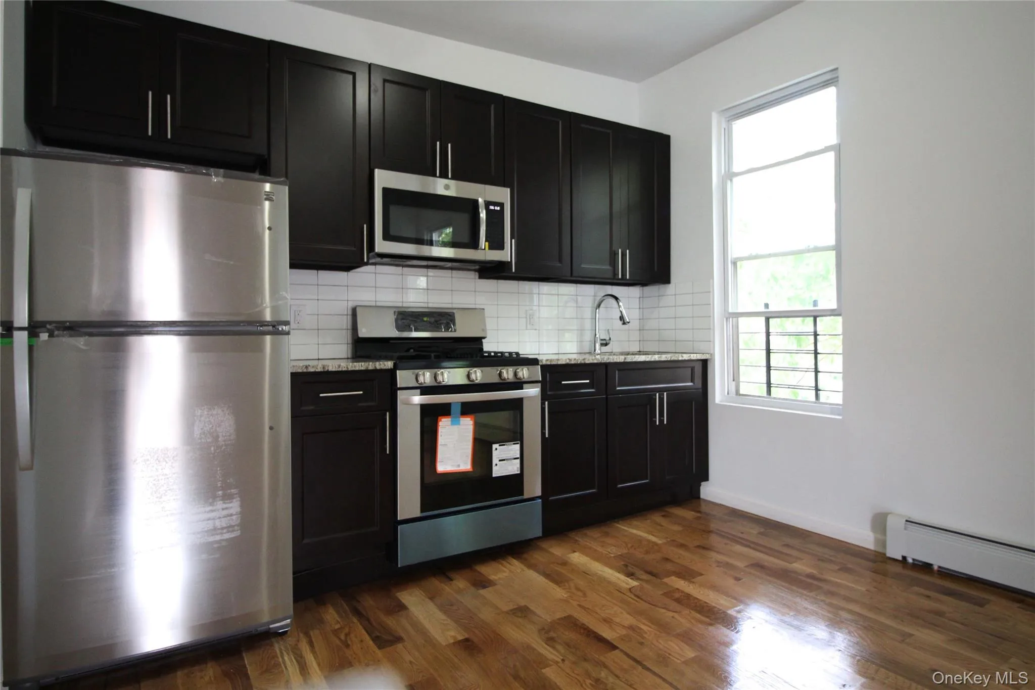 291 Bonner Place, New York, NY, 4 Bedrooms Bedrooms, 6 Rooms Rooms,2 BathroomsBathrooms,Residential Lease,For Rent,Bonner,0,986262 291 Bonner Place, New York, NY, 4 Bedrooms Bedrooms, 6 Rooms Rooms,2 BathroomsBathrooms,Residential Lease,For Rent,Bonner,0,986262