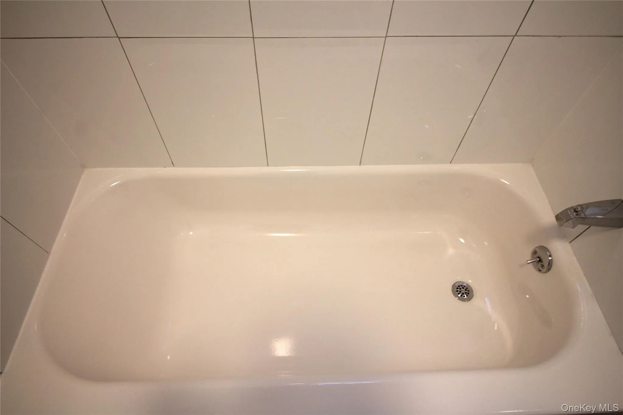 291 Bonner Place, New York, NY, 4 Bedrooms Bedrooms, 6 Rooms Rooms,2 BathroomsBathrooms,Residential Lease,For Rent,Bonner,0,986262 291 Bonner Place, New York, NY, 4 Bedrooms Bedrooms, 6 Rooms Rooms,2 BathroomsBathrooms,Residential Lease,For Rent,Bonner,0,986262