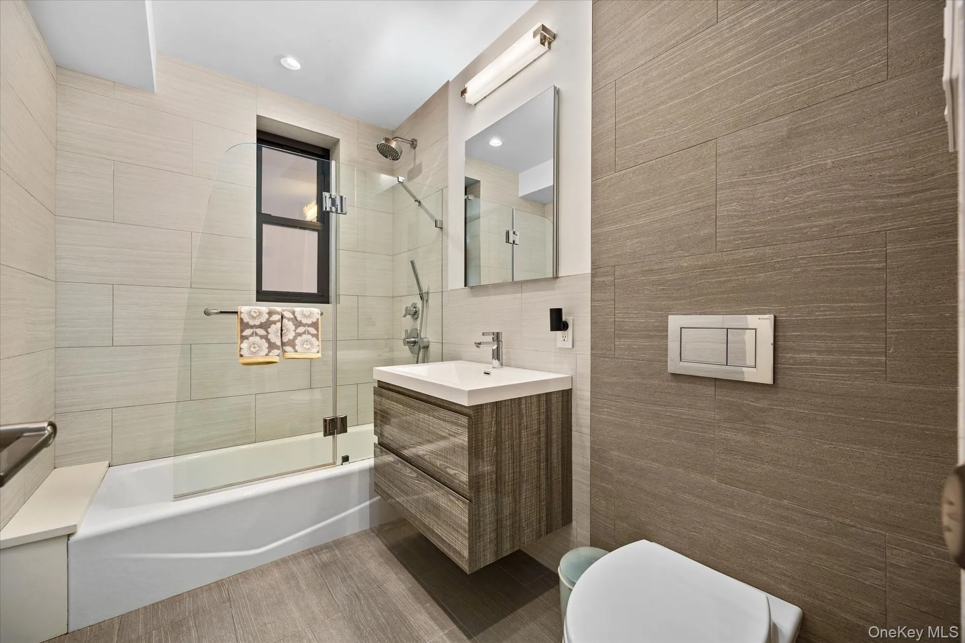 83-30 98th Street, New York, NY, 2 Bedrooms Bedrooms, 4 Rooms Rooms,1 BathroomBathrooms,Residential,For Rent,98th,0,986269 83-30 98th Street, New York, NY, 2 Bedrooms Bedrooms, 4 Rooms Rooms,1 BathroomBathrooms,Residential,For Rent,98th,0,986269