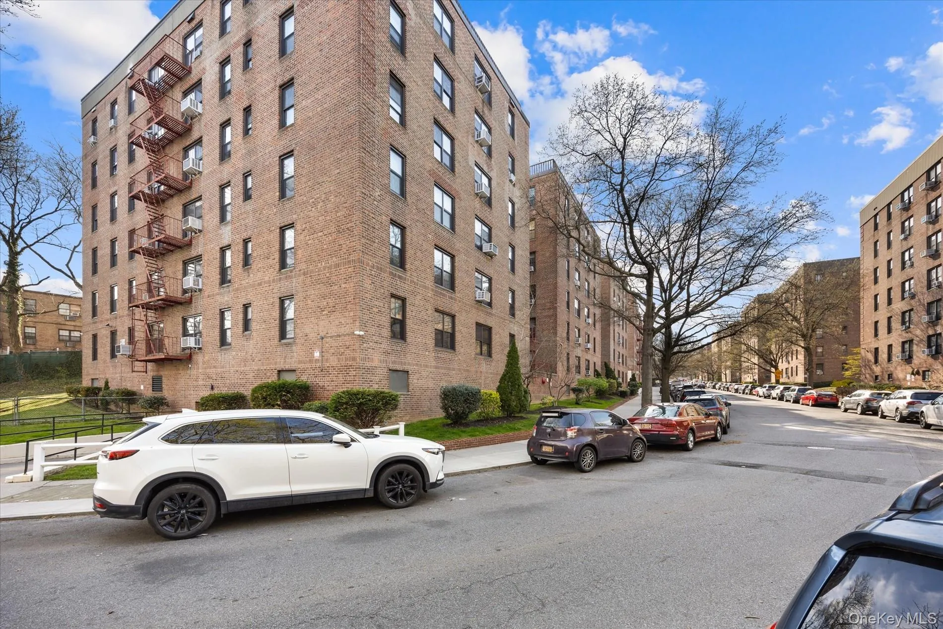83-30 98th Street, New York, NY, 2 Bedrooms Bedrooms, 4 Rooms Rooms,1 BathroomBathrooms,Residential,For Rent,98th,0,986269 83-30 98th Street, New York, NY, 2 Bedrooms Bedrooms, 4 Rooms Rooms,1 BathroomBathrooms,Residential,For Rent,98th,0,986269