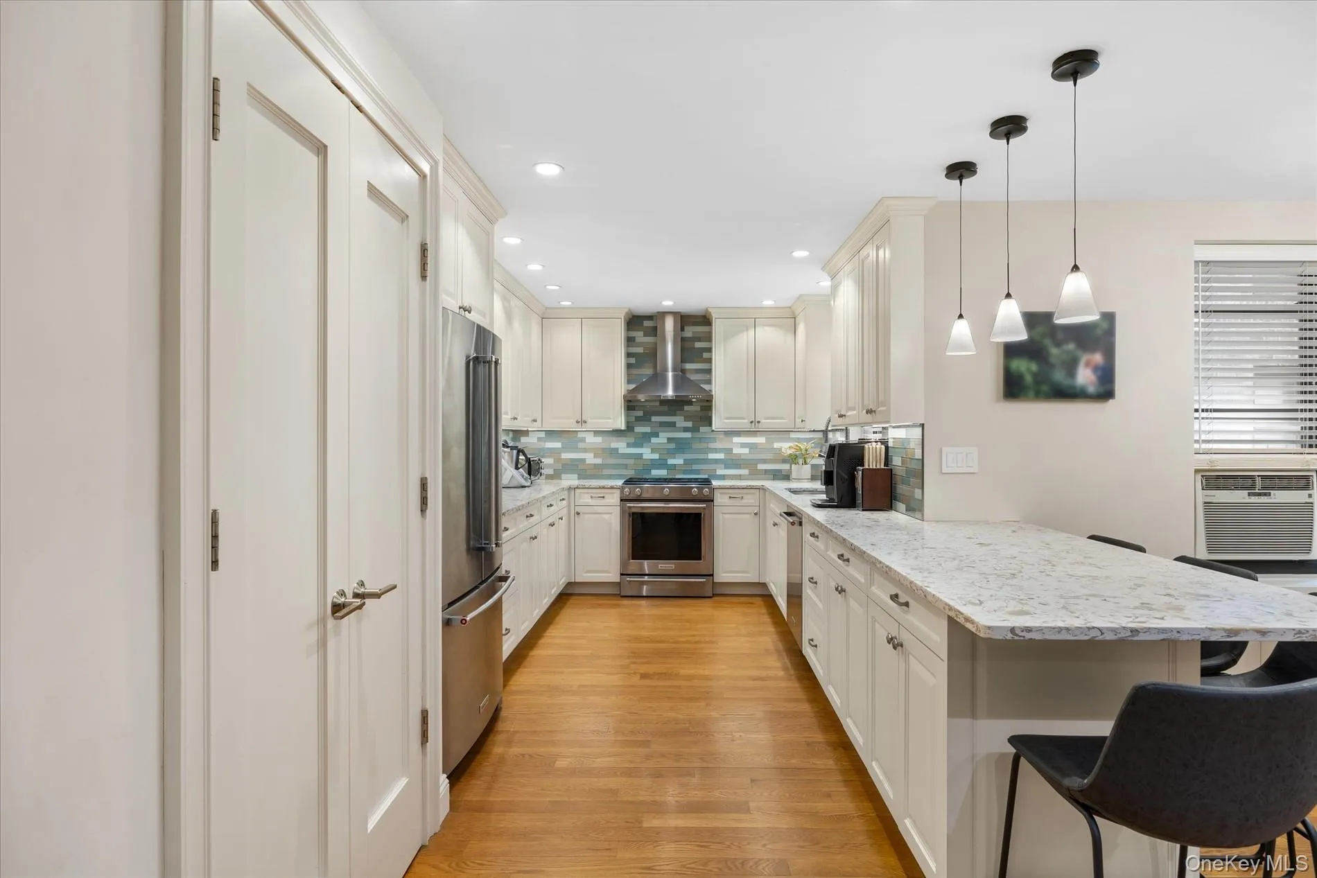 83-30 98th Street, New York, NY, 2 Bedrooms Bedrooms, 4 Rooms Rooms,1 BathroomBathrooms,Residential,For Rent,98th,0,986269 83-30 98th Street, New York, NY, 2 Bedrooms Bedrooms, 4 Rooms Rooms,1 BathroomBathrooms,Residential,For Rent,98th,0,986269