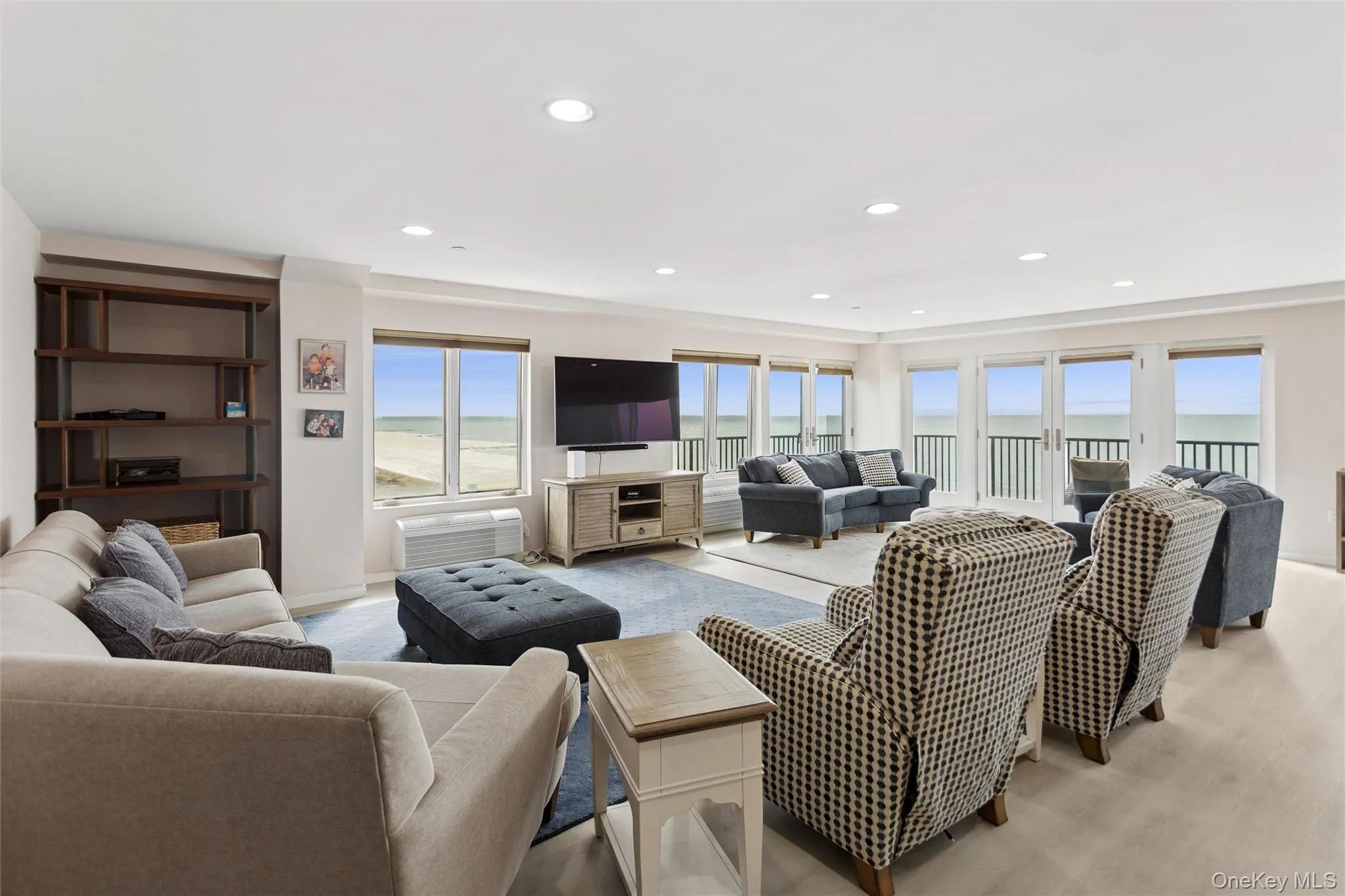 260 Broadway, Long Beach, NY, 2 Bedrooms Bedrooms, 6 Rooms Rooms,2 BathroomsBathrooms,Residential,For Rent,Broadway,0,986288 260 Broadway, Long Beach, NY, 2 Bedrooms Bedrooms, 6 Rooms Rooms,2 BathroomsBathrooms,Residential,For Rent,Broadway,0,986288