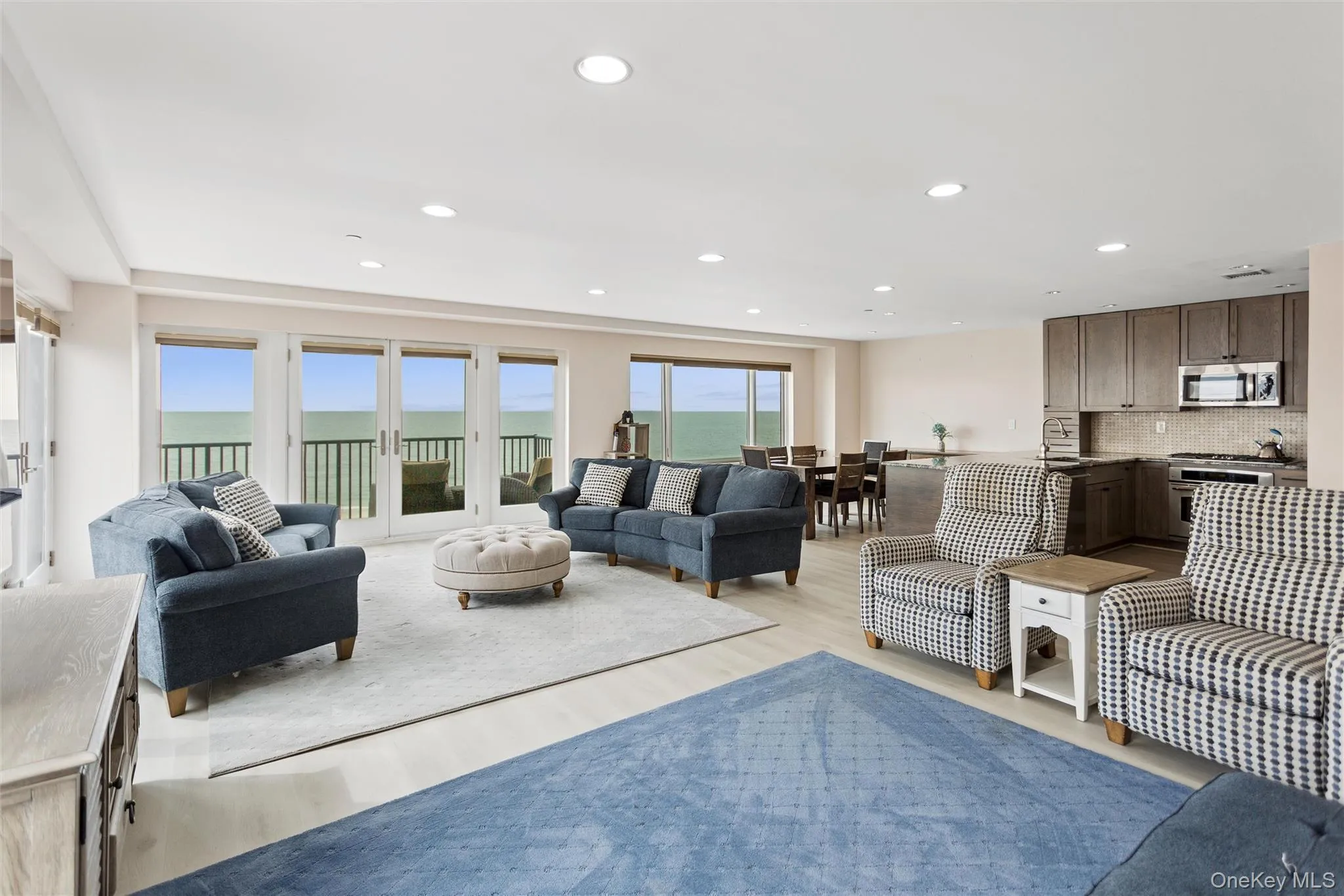 260 Broadway, Long Beach, NY, 2 Bedrooms Bedrooms, 6 Rooms Rooms,2 BathroomsBathrooms,Residential,For Rent,Broadway,0,986288 260 Broadway, Long Beach, NY, 2 Bedrooms Bedrooms, 6 Rooms Rooms,2 BathroomsBathrooms,Residential,For Rent,Broadway,0,986288