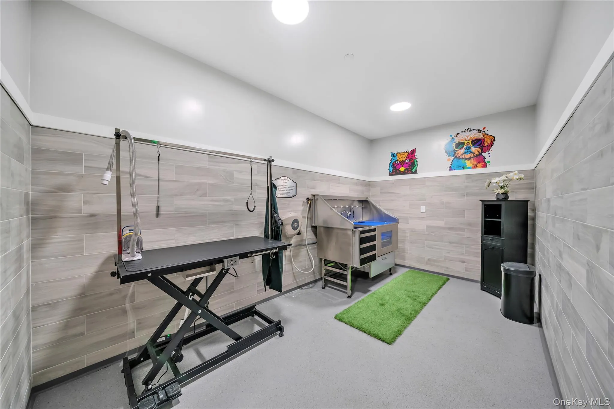 101 Searing Avenue, Hempstead, NY, 1 Bedroom Bedrooms, 4 Rooms Rooms,1 BathroomBathrooms,Residential Lease,For Rent,Searing,0,986290 101 Searing Avenue, Hempstead, NY, 1 Bedroom Bedrooms, 4 Rooms Rooms,1 BathroomBathrooms,Residential Lease,For Rent,Searing,0,986290