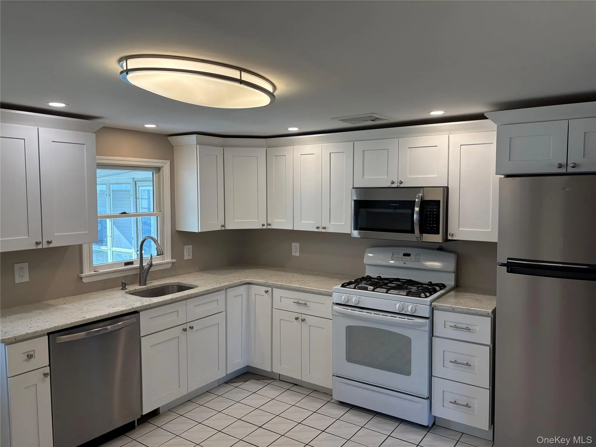 7 Peck Street, Haverstraw, NY, 2 Bedrooms Bedrooms, 4 Rooms Rooms,1 BathroomBathrooms,Residential,For Rent,Peck,0,986293 7 Peck Street, Haverstraw, NY, 2 Bedrooms Bedrooms, 4 Rooms Rooms,1 BathroomBathrooms,Residential,For Rent,Peck,0,986293