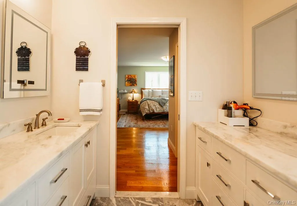 10 Taylor Street, New Paltz, NY, 3 Bedrooms Bedrooms, 8 Rooms Rooms,2 BathroomsBathrooms,Residential,For Rent,Taylor,0,986299 10 Taylor Street, New Paltz, NY, 3 Bedrooms Bedrooms, 8 Rooms Rooms,2 BathroomsBathrooms,Residential,For Rent,Taylor,0,986299