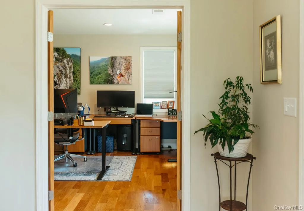 10 Taylor Street, New Paltz, NY, 3 Bedrooms Bedrooms, 8 Rooms Rooms,2 BathroomsBathrooms,Residential,For Rent,Taylor,0,986299 10 Taylor Street, New Paltz, NY, 3 Bedrooms Bedrooms, 8 Rooms Rooms,2 BathroomsBathrooms,Residential,For Rent,Taylor,0,986299