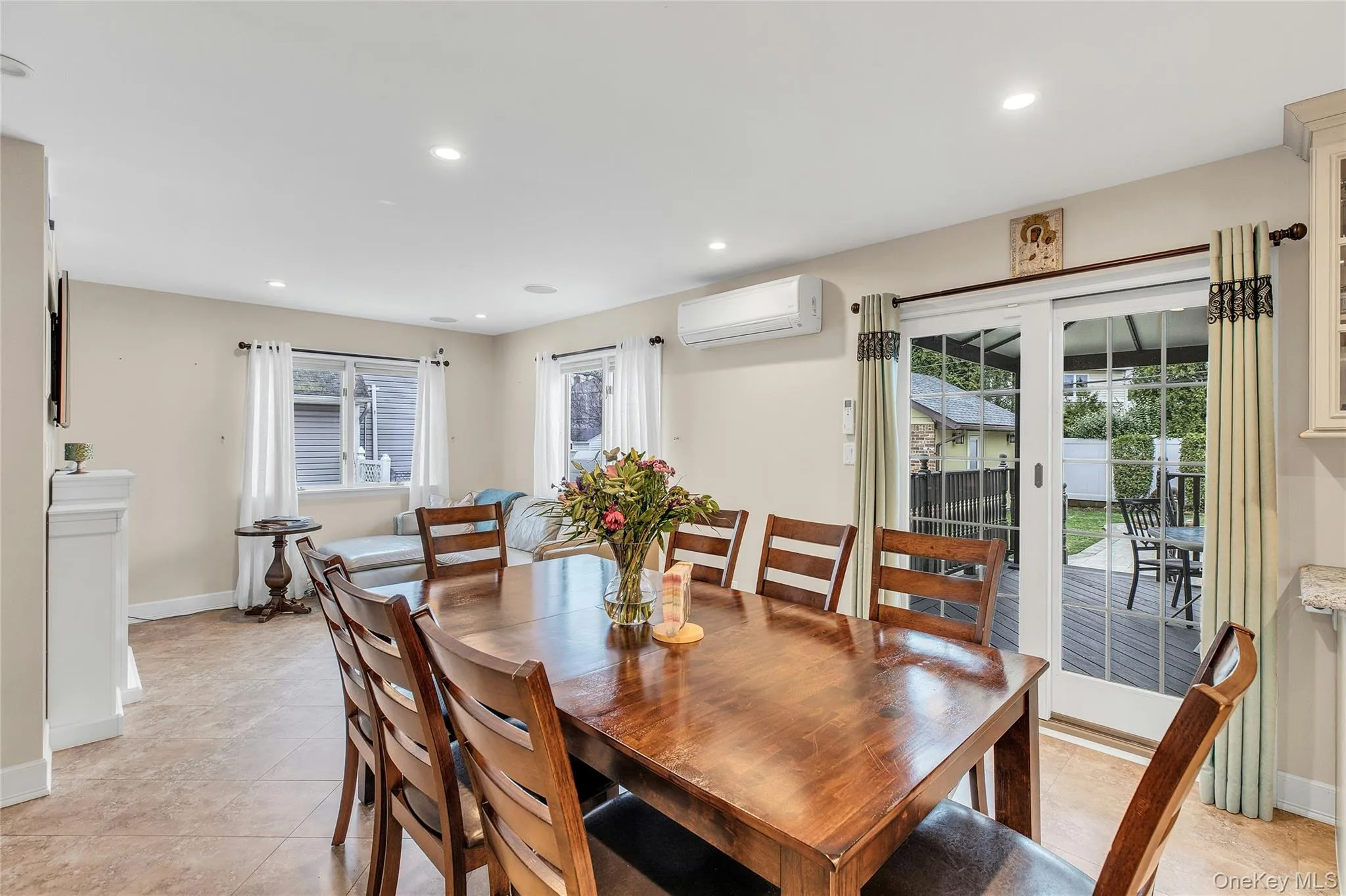 21 Terrell Lane, Oyster Bay, NY, 3 Bedrooms Bedrooms, 8 Rooms Rooms,3 BathroomsBathrooms,Residential Lease,For Rent,Terrell,0,986301 21 Terrell Lane, Oyster Bay, NY, 3 Bedrooms Bedrooms, 8 Rooms Rooms,3 BathroomsBathrooms,Residential Lease,For Rent,Terrell,0,986301