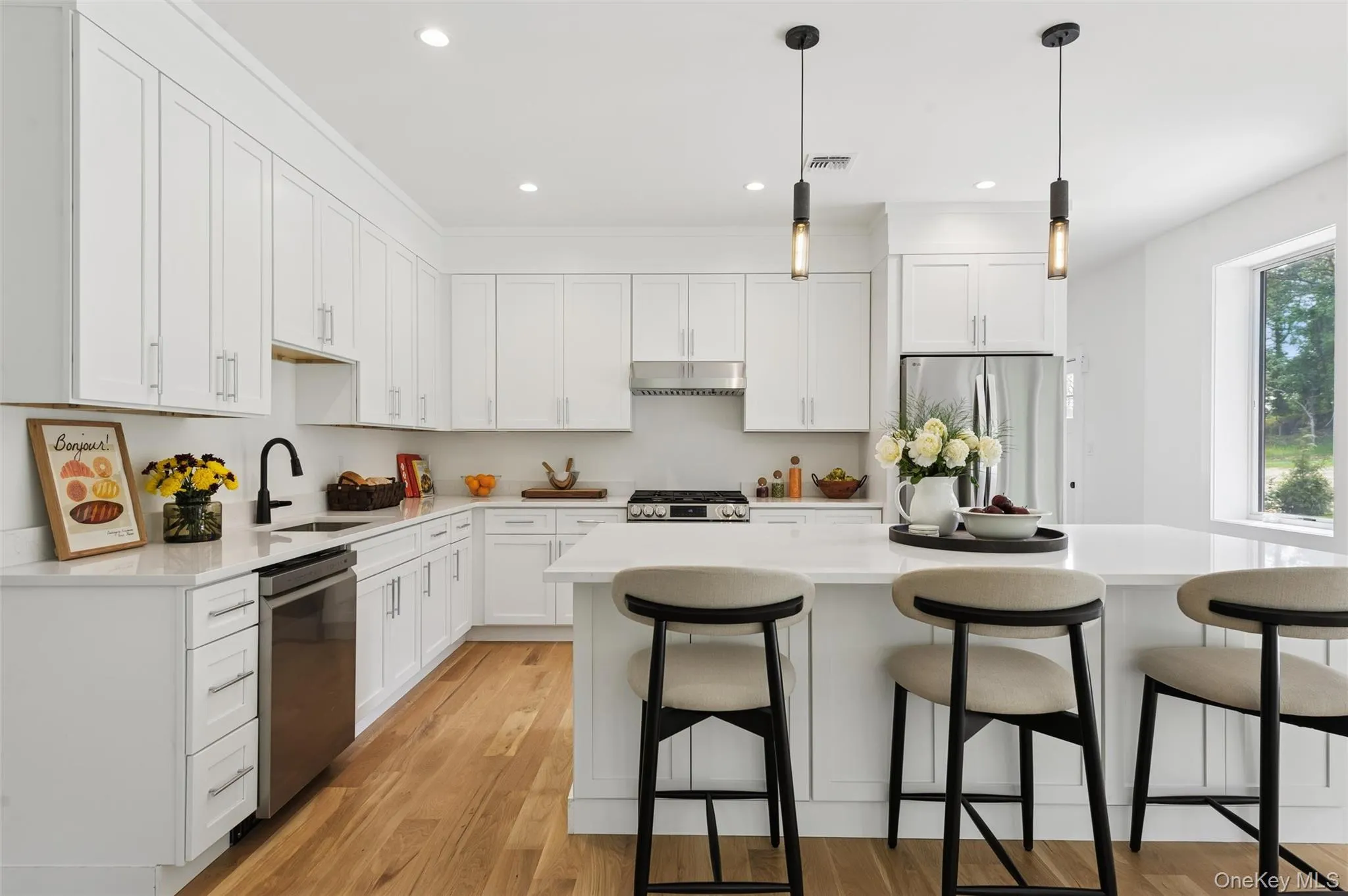 57 Newtown Road, Southampton, NY, 4 Bedrooms Bedrooms, 9 Rooms Rooms,3 BathroomsBathrooms,Residential Lease,For Rent,Newtown,0,986310 57 Newtown Road, Southampton, NY, 4 Bedrooms Bedrooms, 9 Rooms Rooms,3 BathroomsBathrooms,Residential Lease,For Rent,Newtown,0,986310