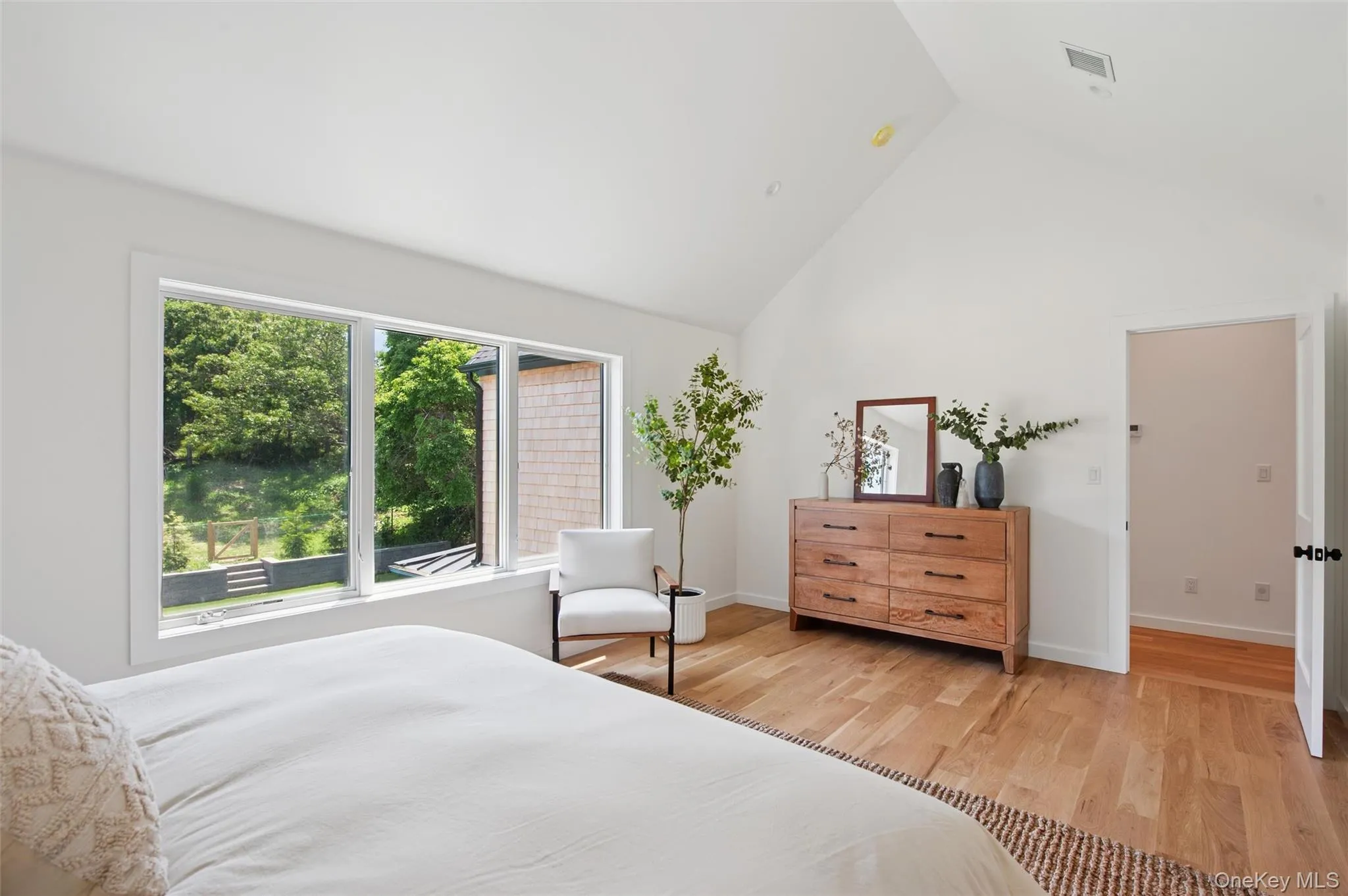 57 Newtown Road, Southampton, NY, 4 Bedrooms Bedrooms, 9 Rooms Rooms,3 BathroomsBathrooms,Residential Lease,For Rent,Newtown,0,986310 57 Newtown Road, Southampton, NY, 4 Bedrooms Bedrooms, 9 Rooms Rooms,3 BathroomsBathrooms,Residential Lease,For Rent,Newtown,0,986310