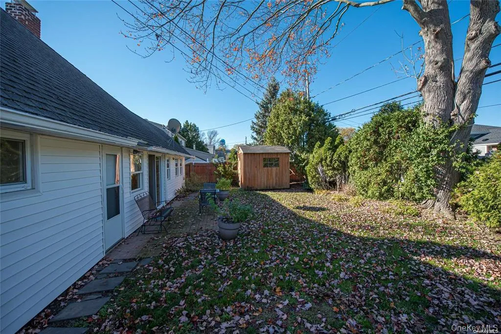 37 Winter Lane, Oyster Bay, NY, 4 Bedrooms Bedrooms, 6 Rooms Rooms,2 BathroomsBathrooms,Residential Lease,For Rent,Winter,0,986326 37 Winter Lane, Oyster Bay, NY, 4 Bedrooms Bedrooms, 6 Rooms Rooms,2 BathroomsBathrooms,Residential Lease,For Rent,Winter,0,986326
