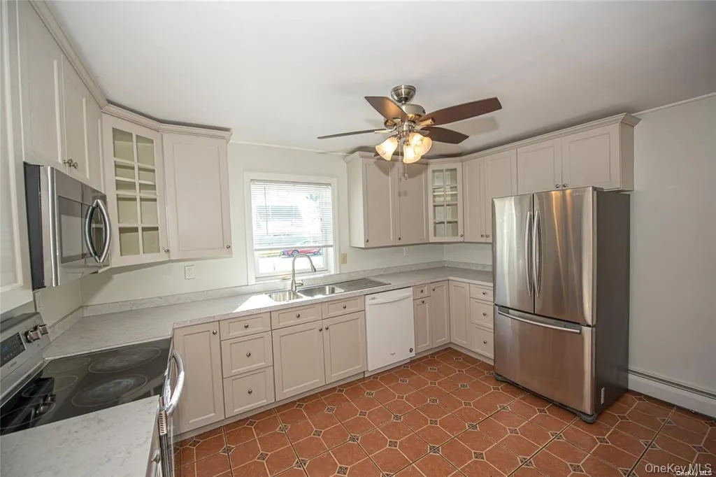 37 Winter Lane, Oyster Bay, NY, 4 Bedrooms Bedrooms, 6 Rooms Rooms,2 BathroomsBathrooms,Residential Lease,For Rent,Winter,0,986326 37 Winter Lane, Oyster Bay, NY, 4 Bedrooms Bedrooms, 6 Rooms Rooms,2 BathroomsBathrooms,Residential Lease,For Rent,Winter,0,986326