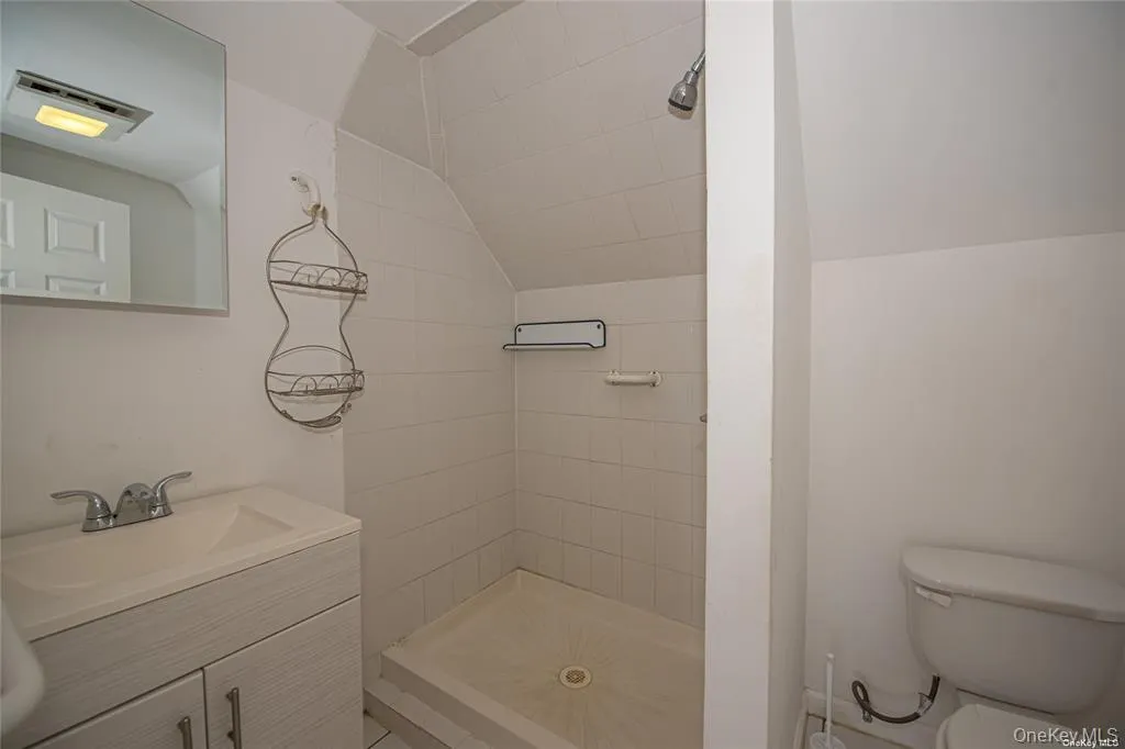 37 Winter Lane, Oyster Bay, NY, 4 Bedrooms Bedrooms, 6 Rooms Rooms,2 BathroomsBathrooms,Residential Lease,For Rent,Winter,0,986326 37 Winter Lane, Oyster Bay, NY, 4 Bedrooms Bedrooms, 6 Rooms Rooms,2 BathroomsBathrooms,Residential Lease,For Rent,Winter,0,986326
