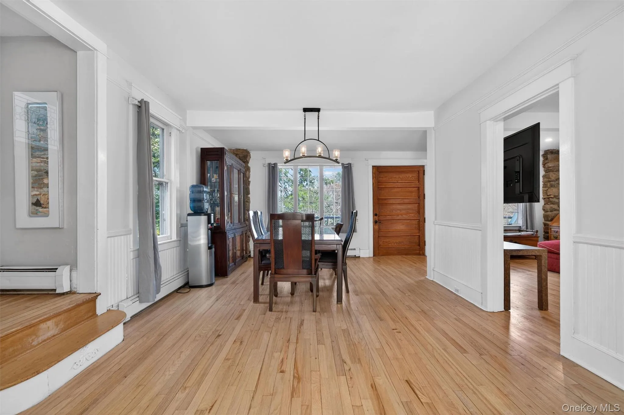 69 Edgewood Drive, Woodbury, NY, 4 Bedrooms Bedrooms, 13 Rooms Rooms,2 BathroomsBathrooms,Residential,For Rent,Edgewood,0,986327 69 Edgewood Drive, Woodbury, NY, 4 Bedrooms Bedrooms, 13 Rooms Rooms,2 BathroomsBathrooms,Residential,For Rent,Edgewood,0,986327